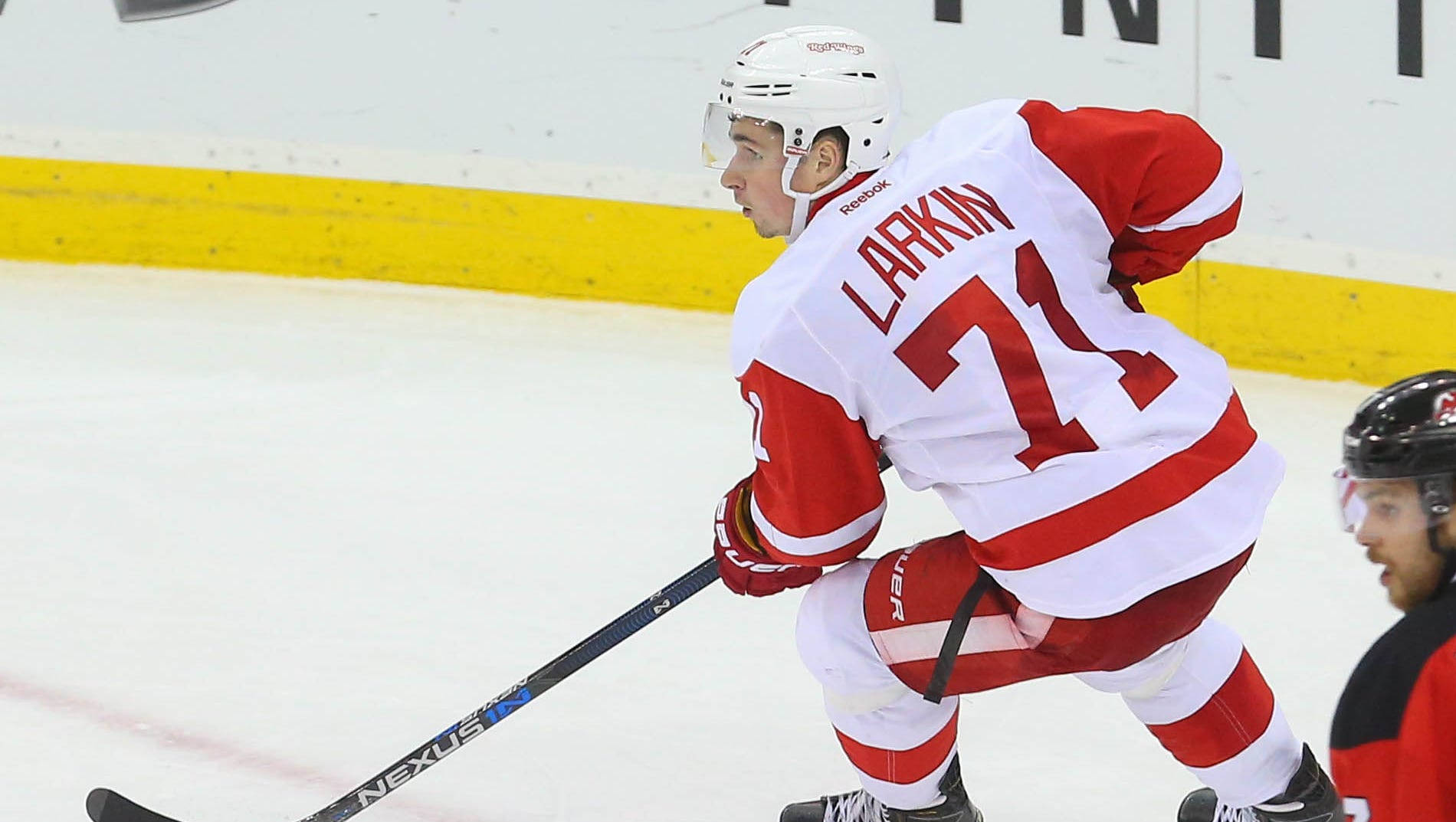 National Ice Hockey Player Dylan Larkin Wallpaper