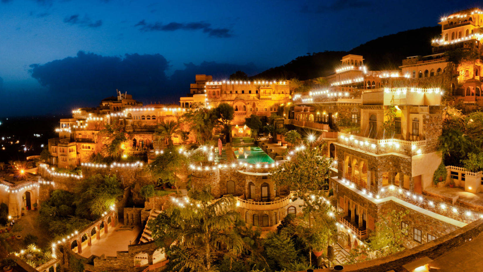 Neemrana Fort Palace At Night Wallpaper