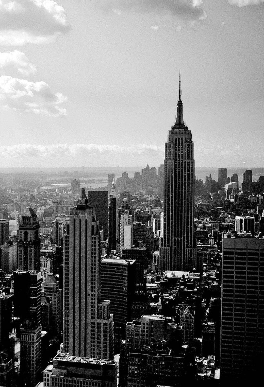 New York Skyline Iphone Black And White Wallpaper