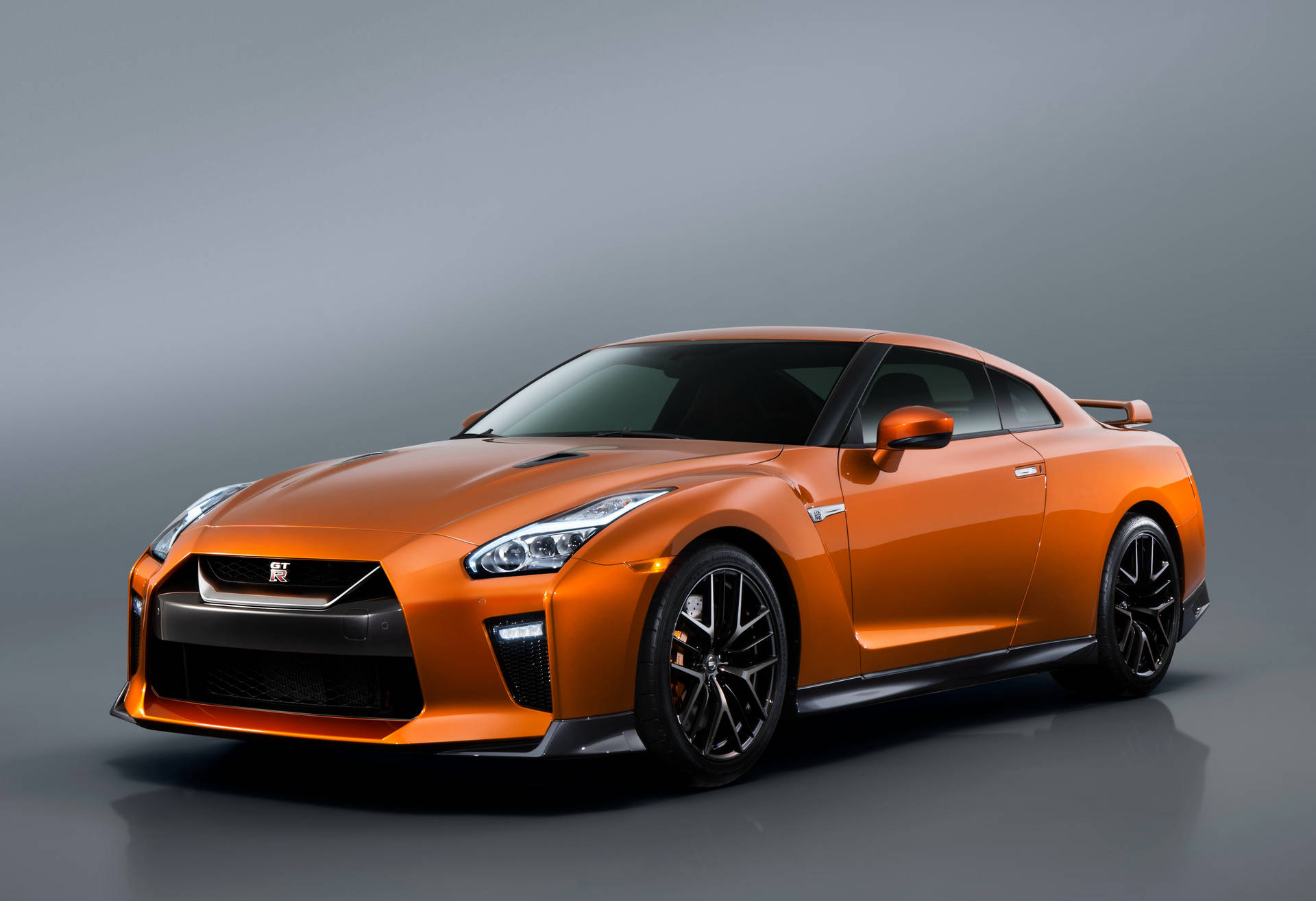 Download free Nissan Gt R Orange Colour Wallpaper - MrWallpaper.com