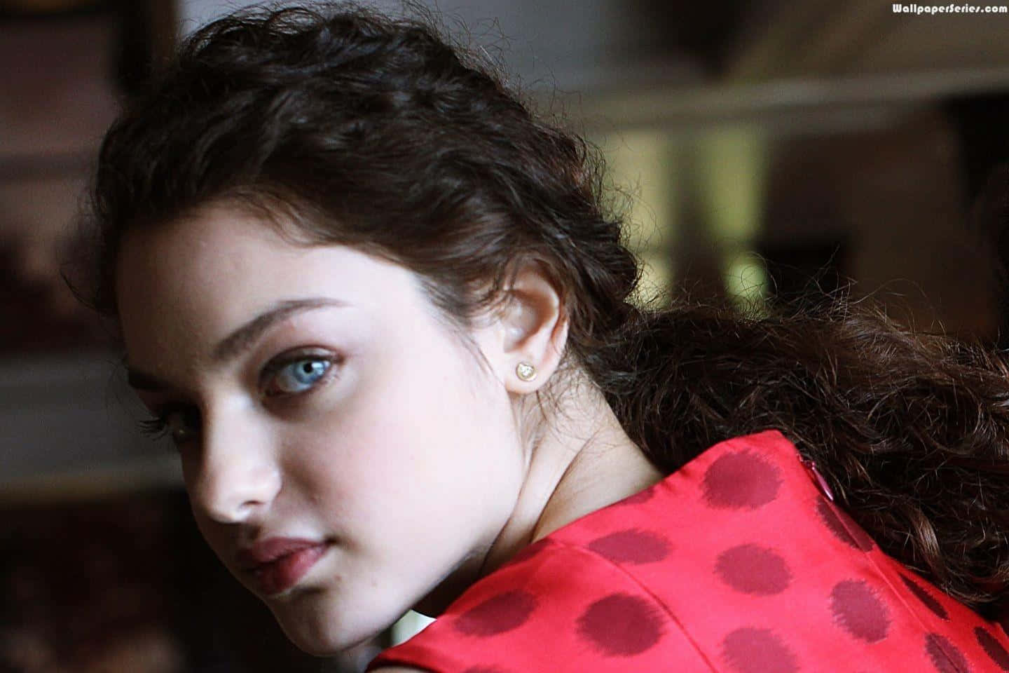 Odeya Rush In Her Latest Movie Role Wallpaper