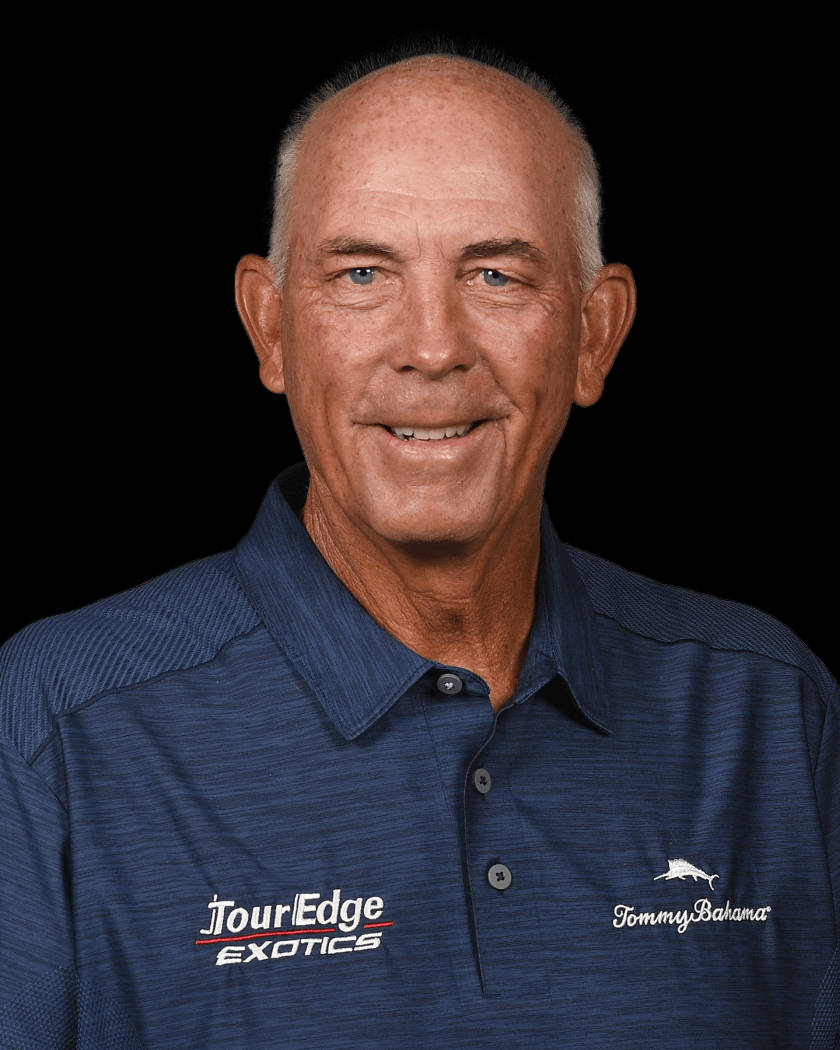 Official Passport Photograph Of Tom Lehman Wallpaper