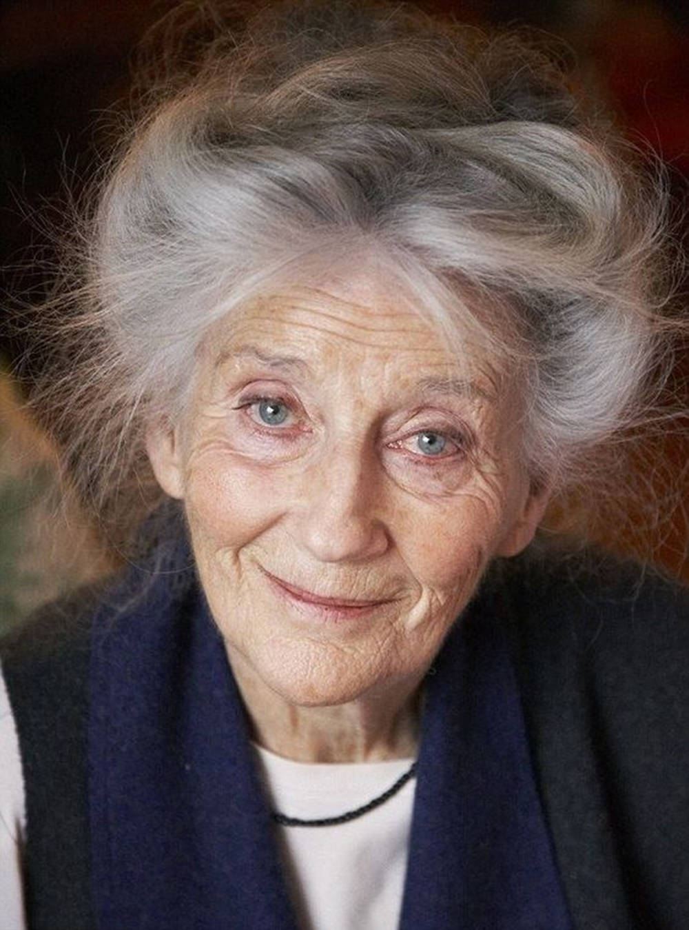 Old Woman Phyllida Law Wallpaper