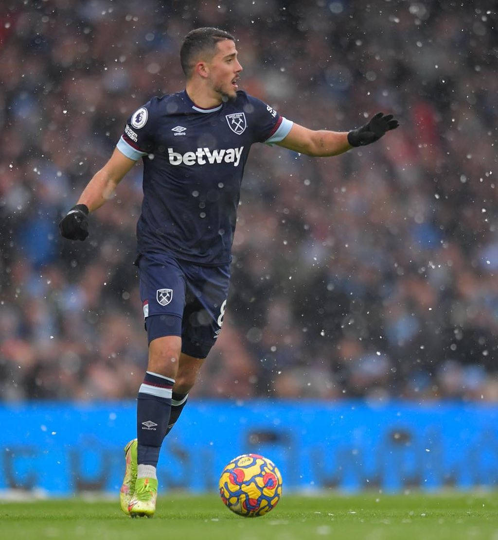 Pablo Fornals Raining Wallpaper