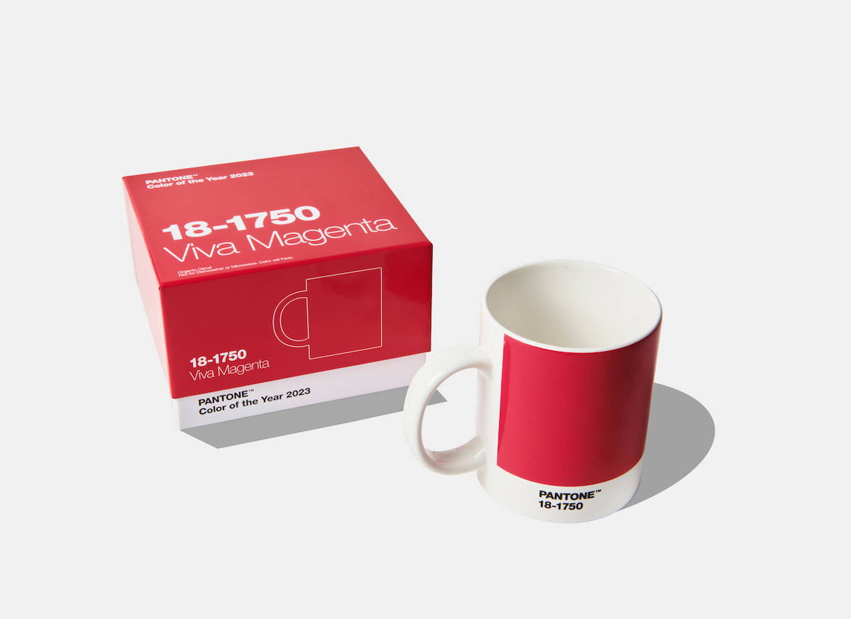 Pantone Viva Magenta Mug And Box Wallpaper