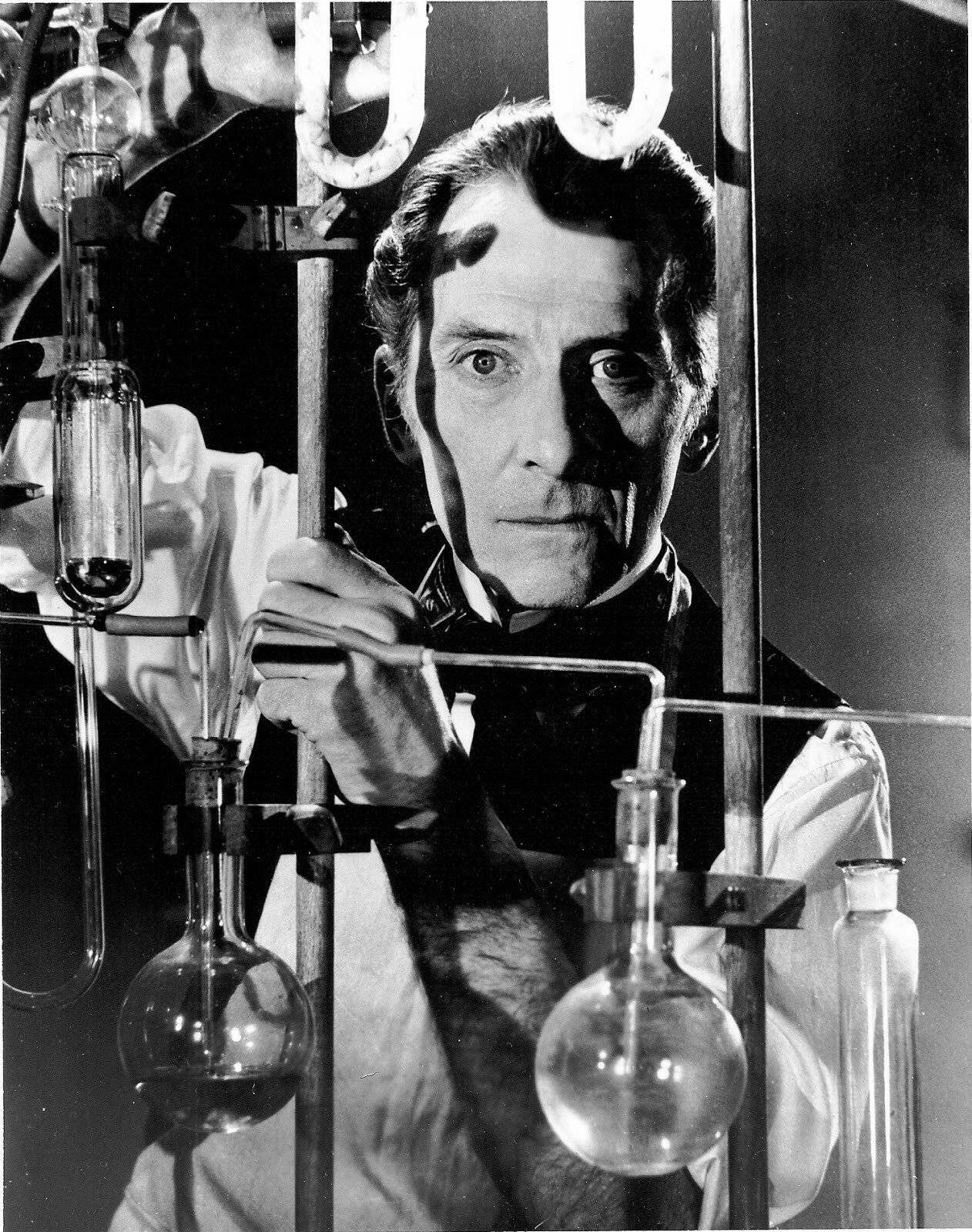 Peter Cushing As The Mad Scientist In 'the Curse Of Frankenstein' Wallpaper