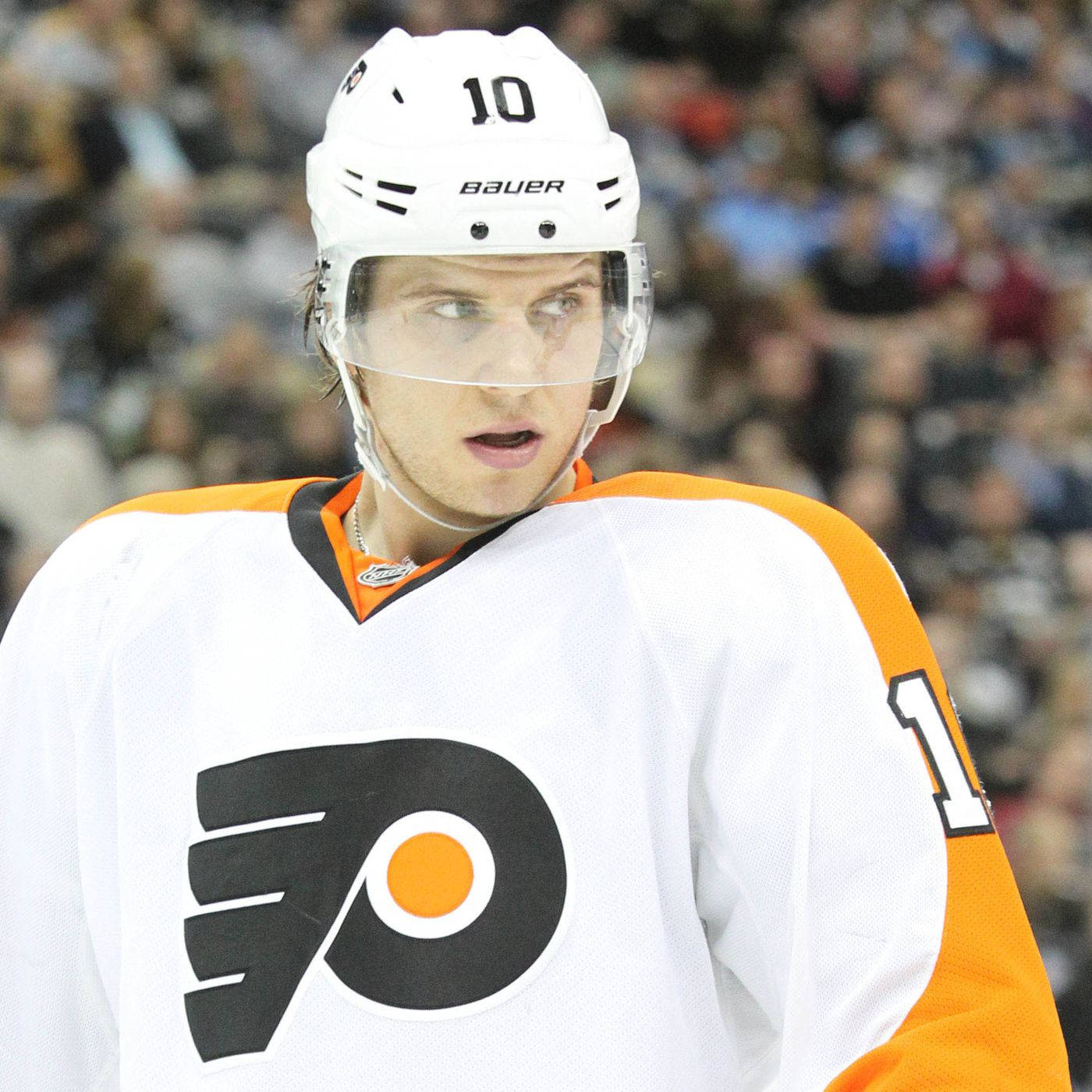 Philadelphia Flyers Brayden Schenn Medium Shot Wallpaper