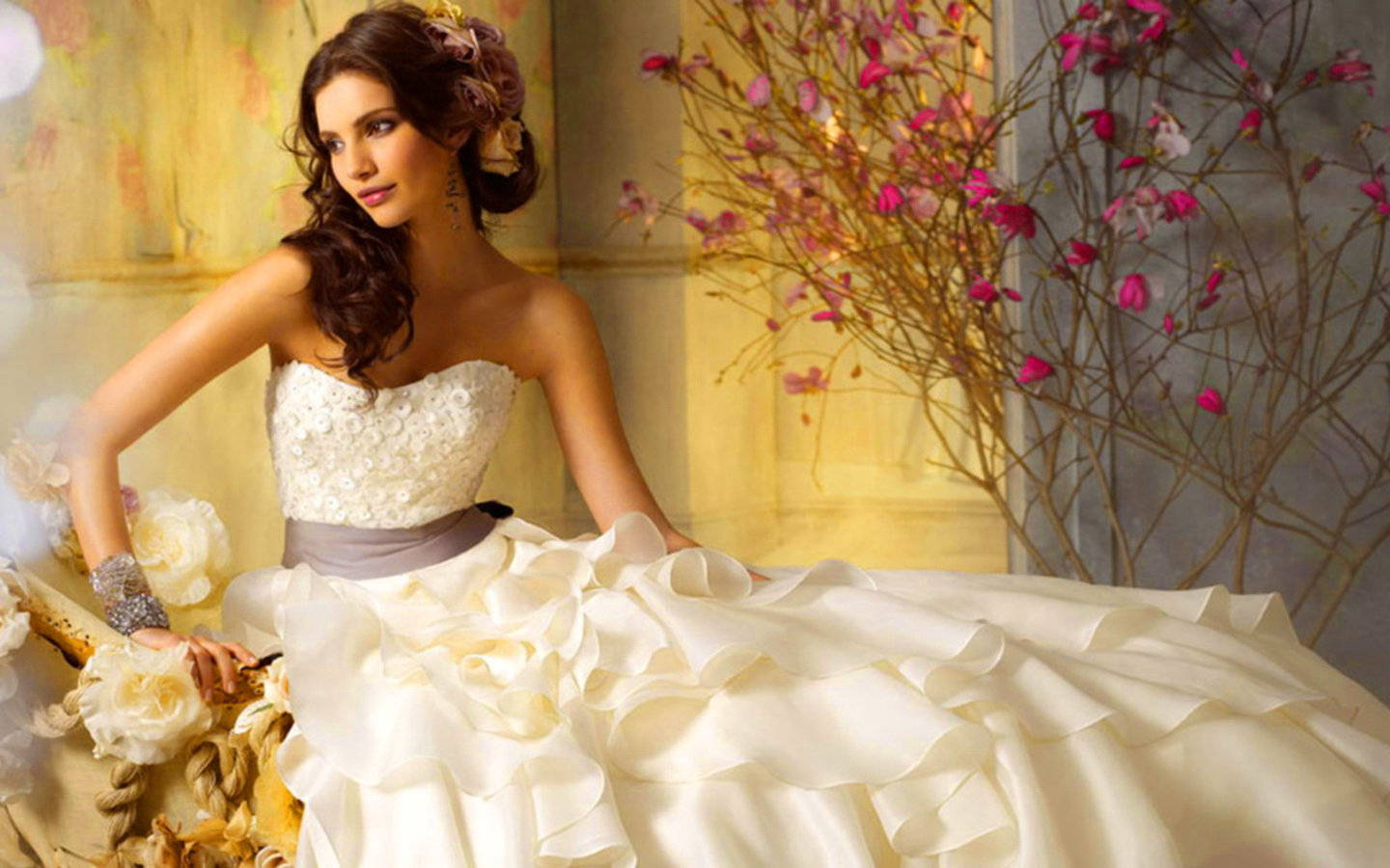 Pretty Bride In Wedding Dress Wallpaper