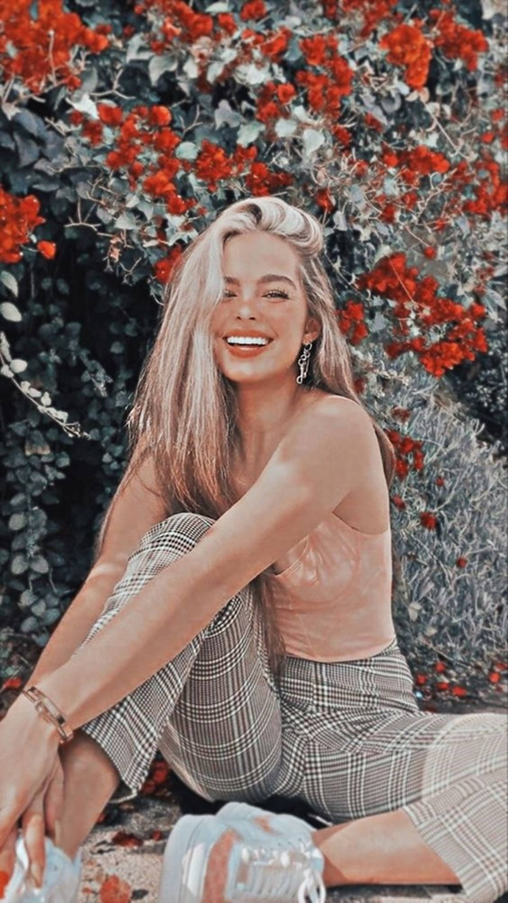 Pretty Tiktok Star Addison Rae Pfp Wallpaper