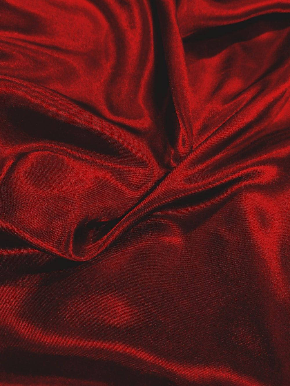 Pure Red Creased Silk Wallpaper