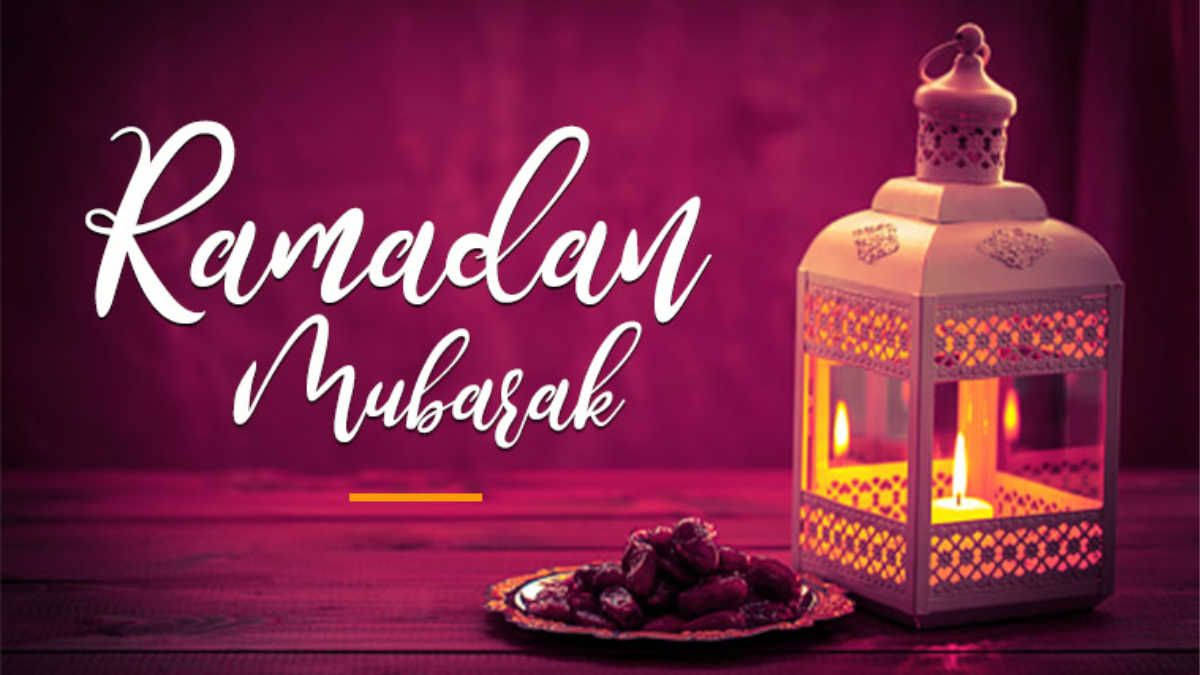 Purple Ramadan Mubarak Greetings Wallpaper