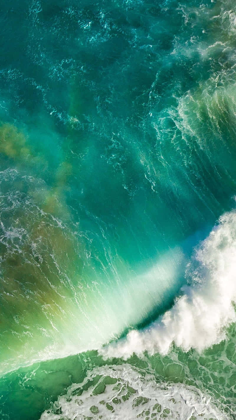 Put Your Technology Underwater With The Water Ipad Wallpaper