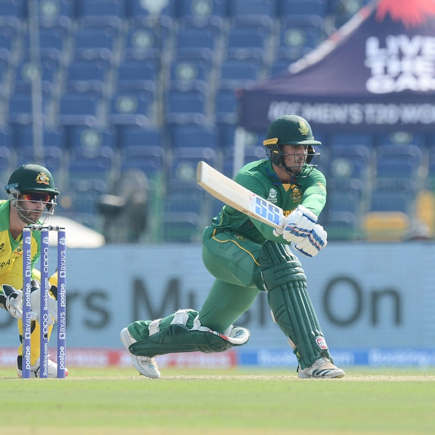 Quinton De Kock Taking A Knee In Solidarity Wallpaper