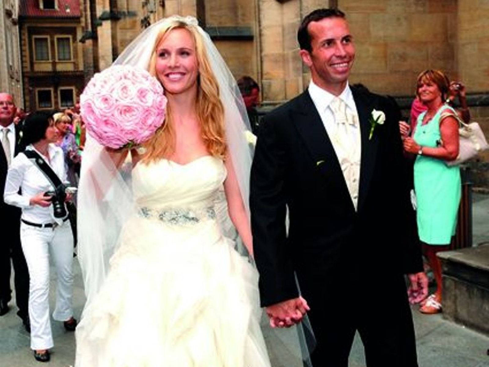 Radek Stepanek And Nicole Vaidisova Wedding Wallpaper