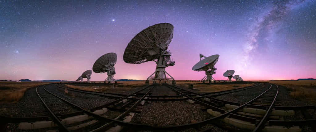 Radio_ Telescopes_ Under_ Stars.jpg Wallpaper