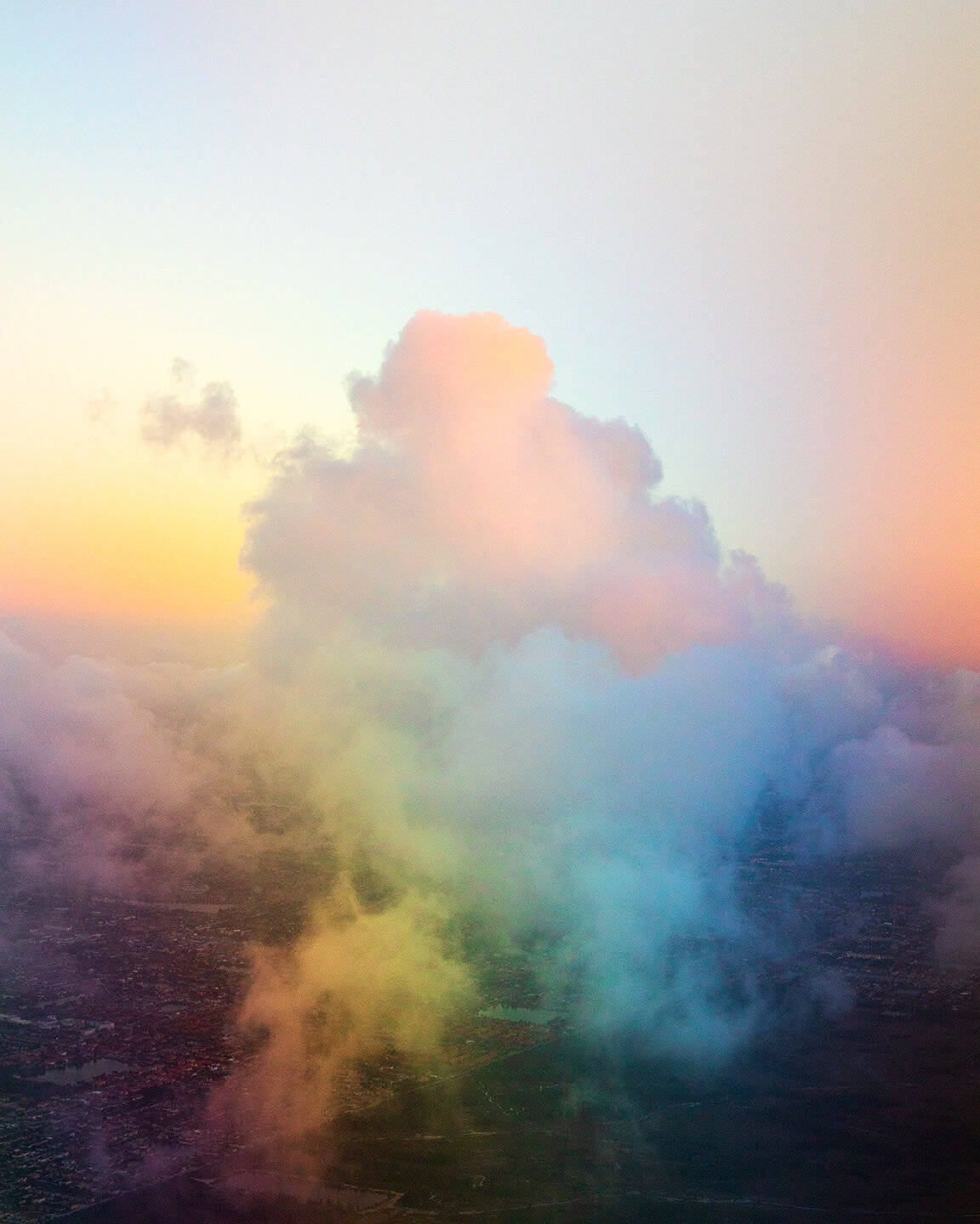 Rainbow Psychedelic Cloud Wallpaper