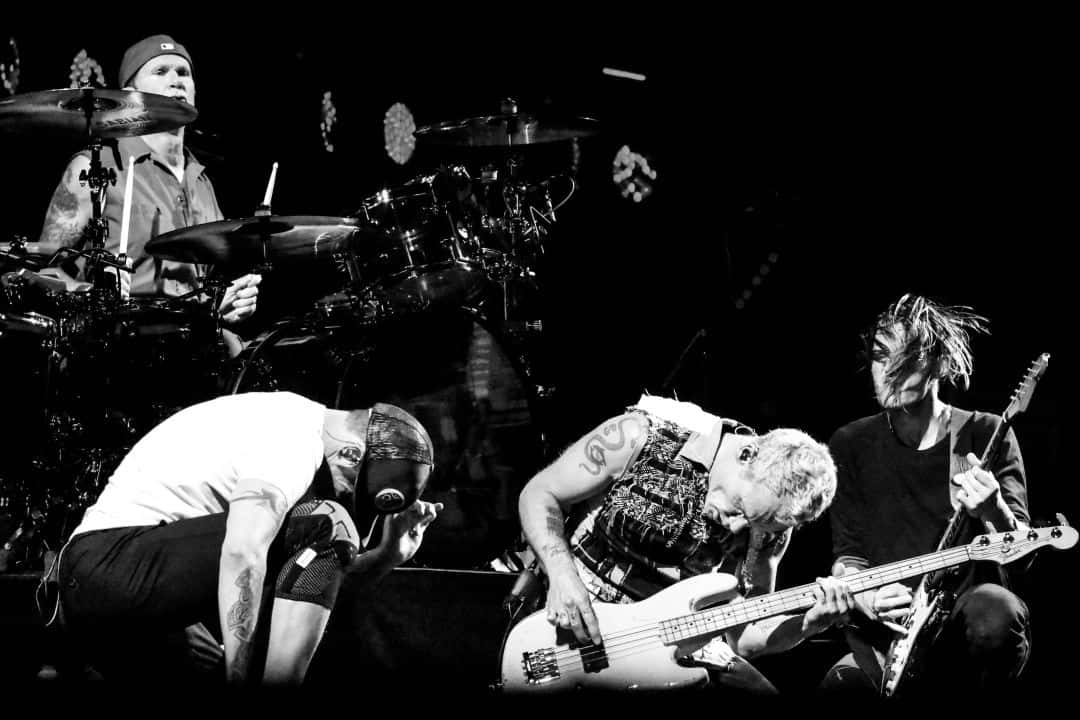 Red Hot Chili Peppers Playing Music Wallpaper