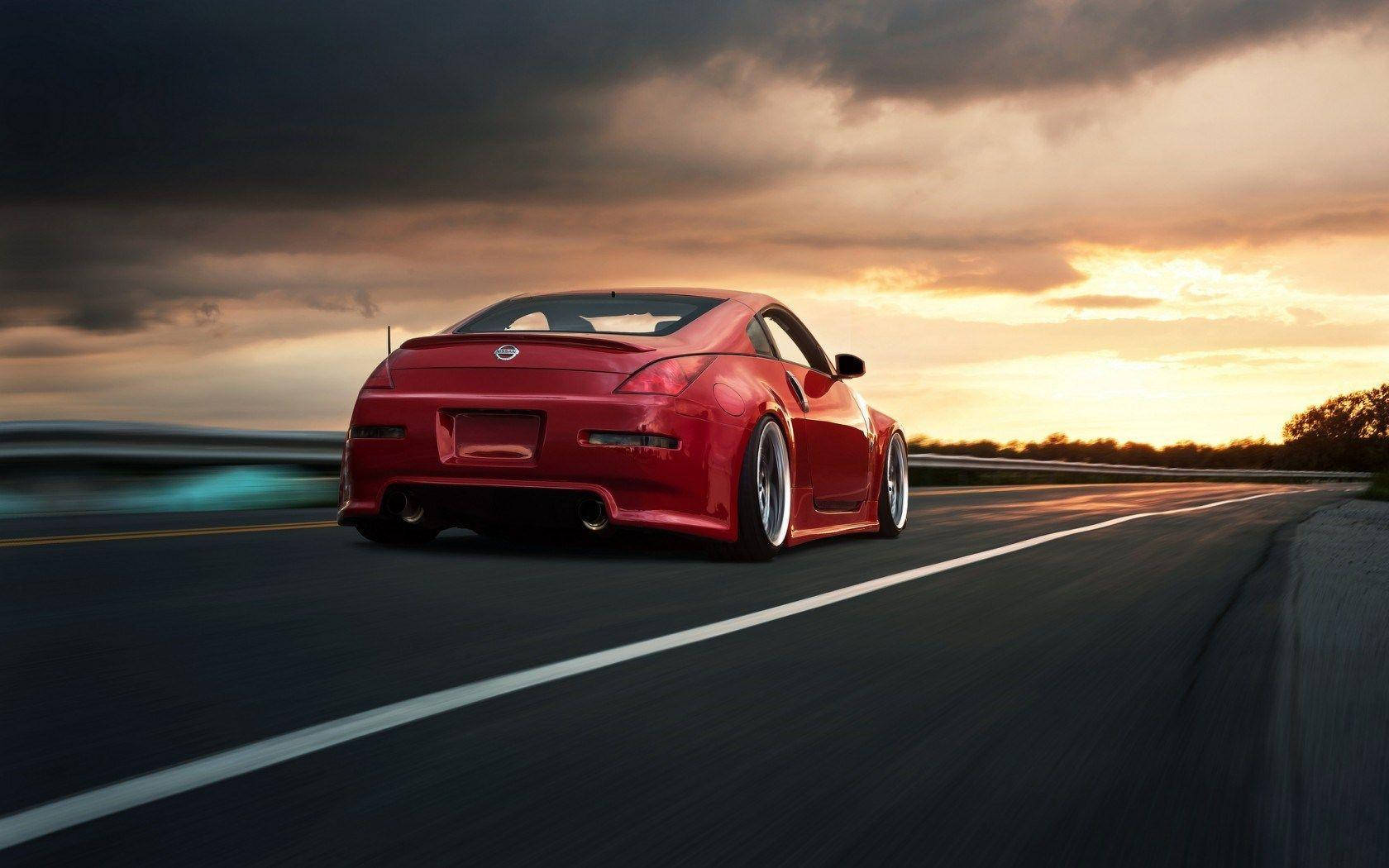 Red Nissan 350z Iphone Lock Screen Wallpaper