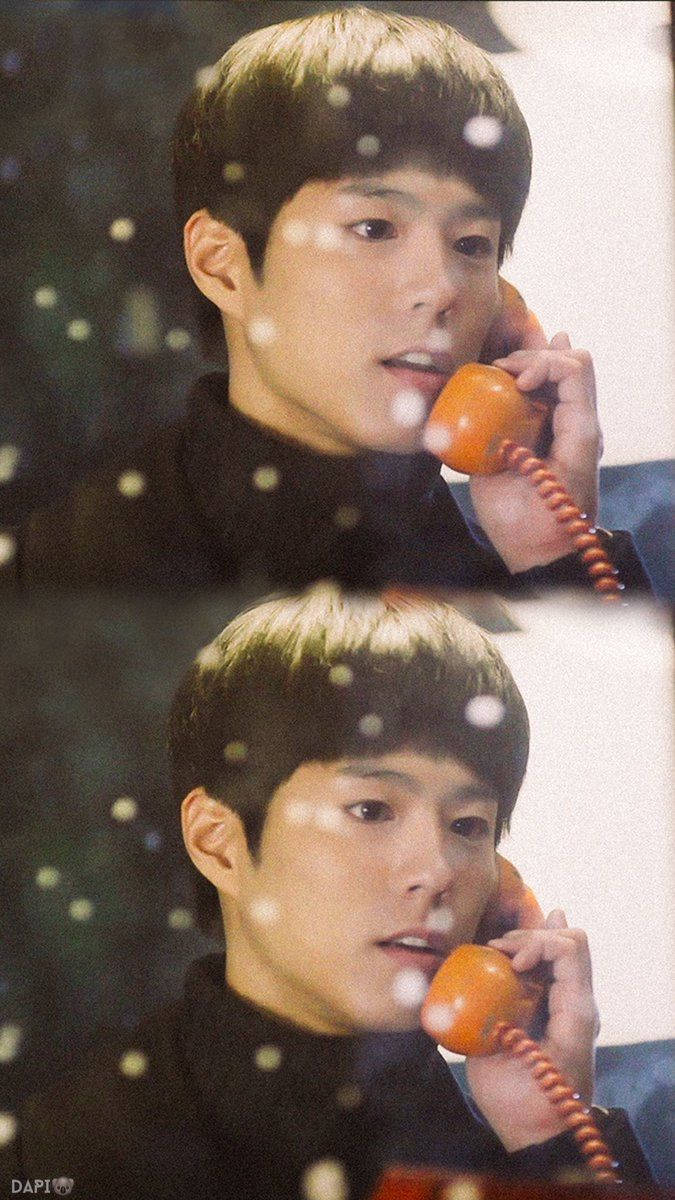 Reply 1988 Choi Taek Phone Booth Wallpaper