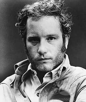 Richard Dreyfuss Portrait Wallpaper