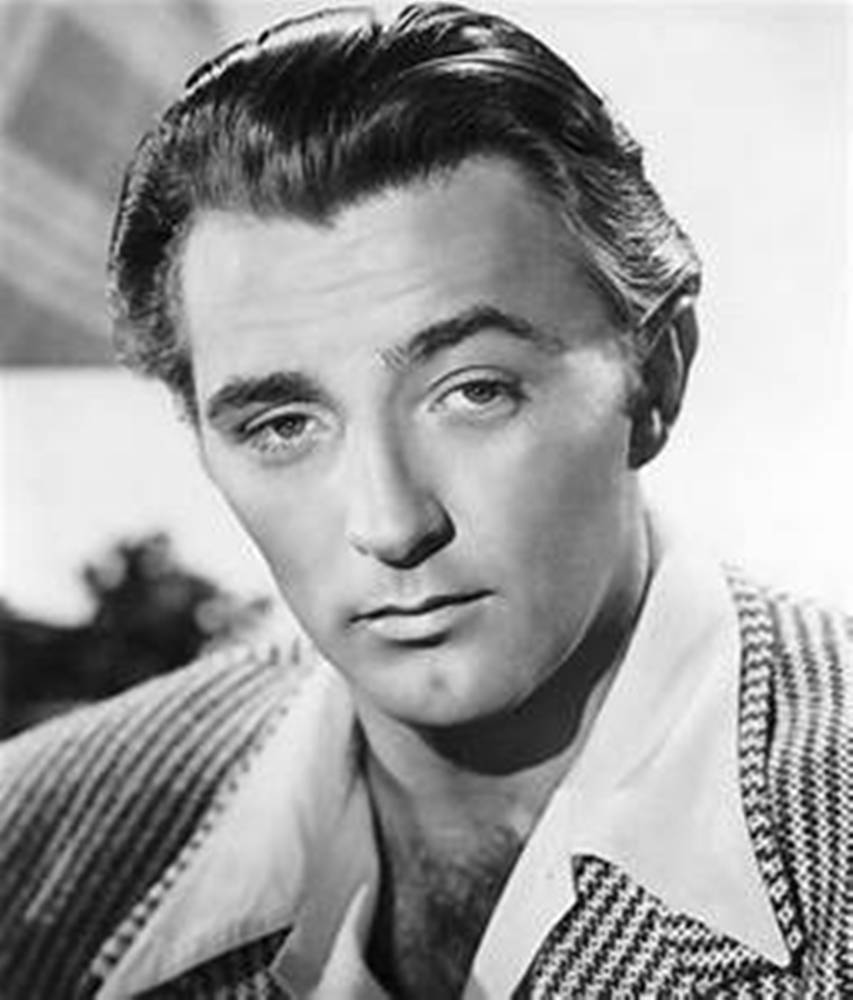 Robert Mitchum Portrait Black And White Wallpaper