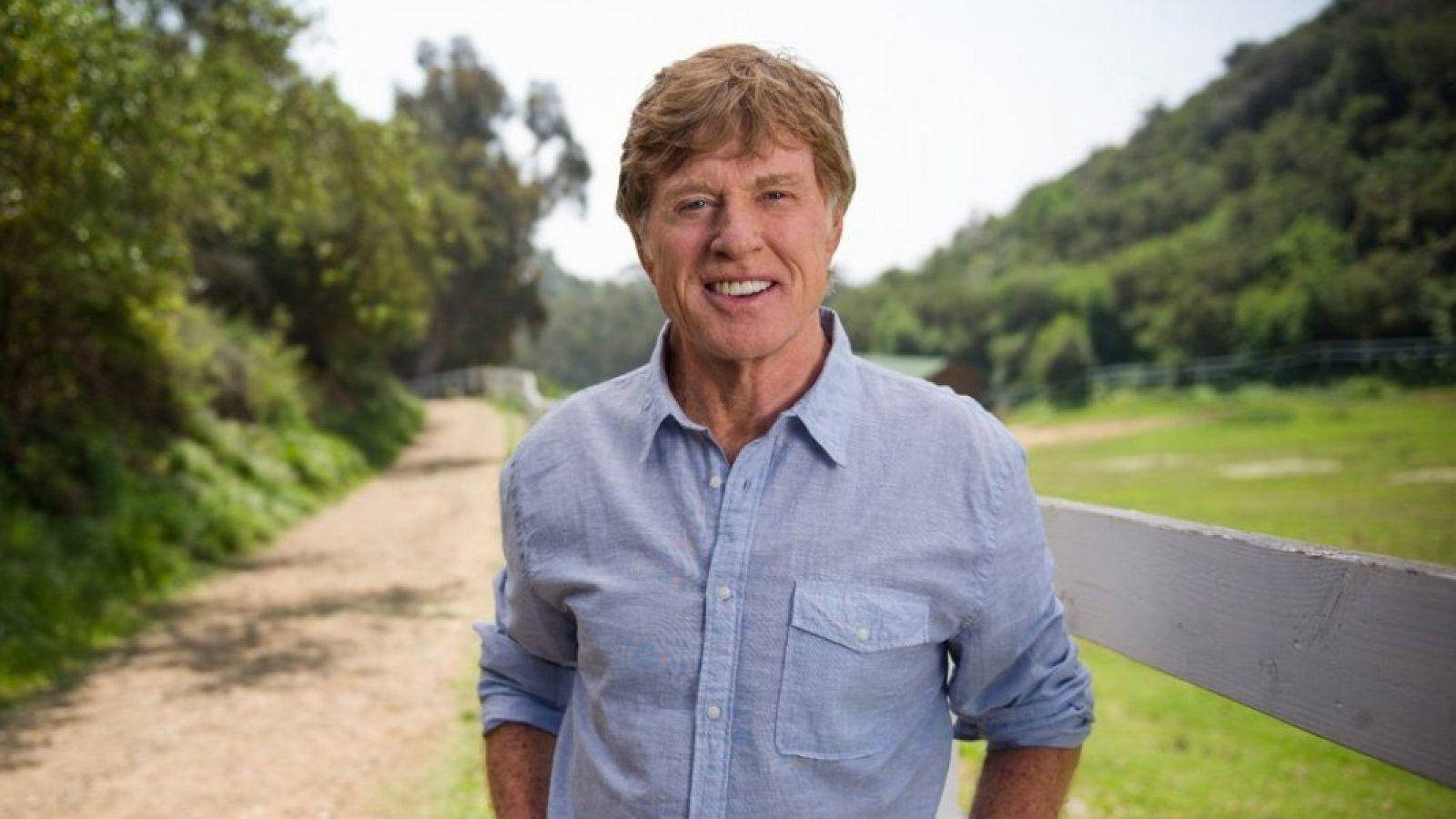 Robert Redford Happy And Smiling Wallpaper