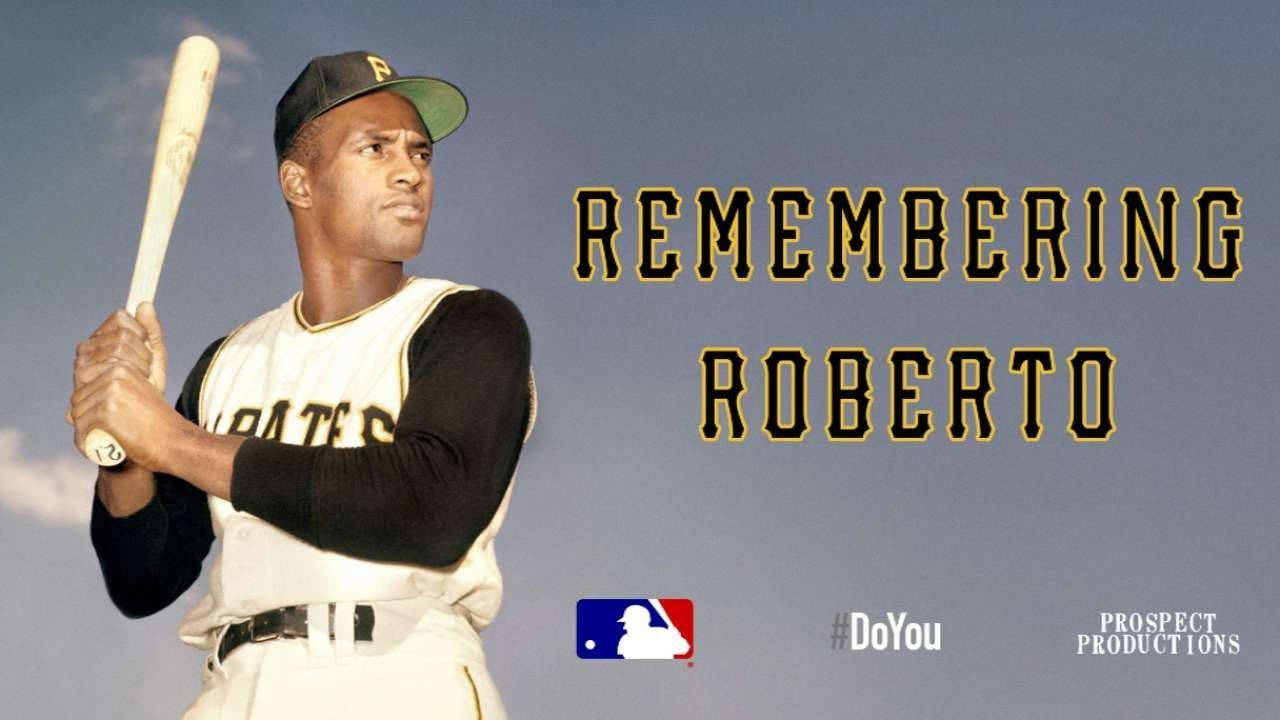 Roberto Clemente Remembrance Poster Wallpaper