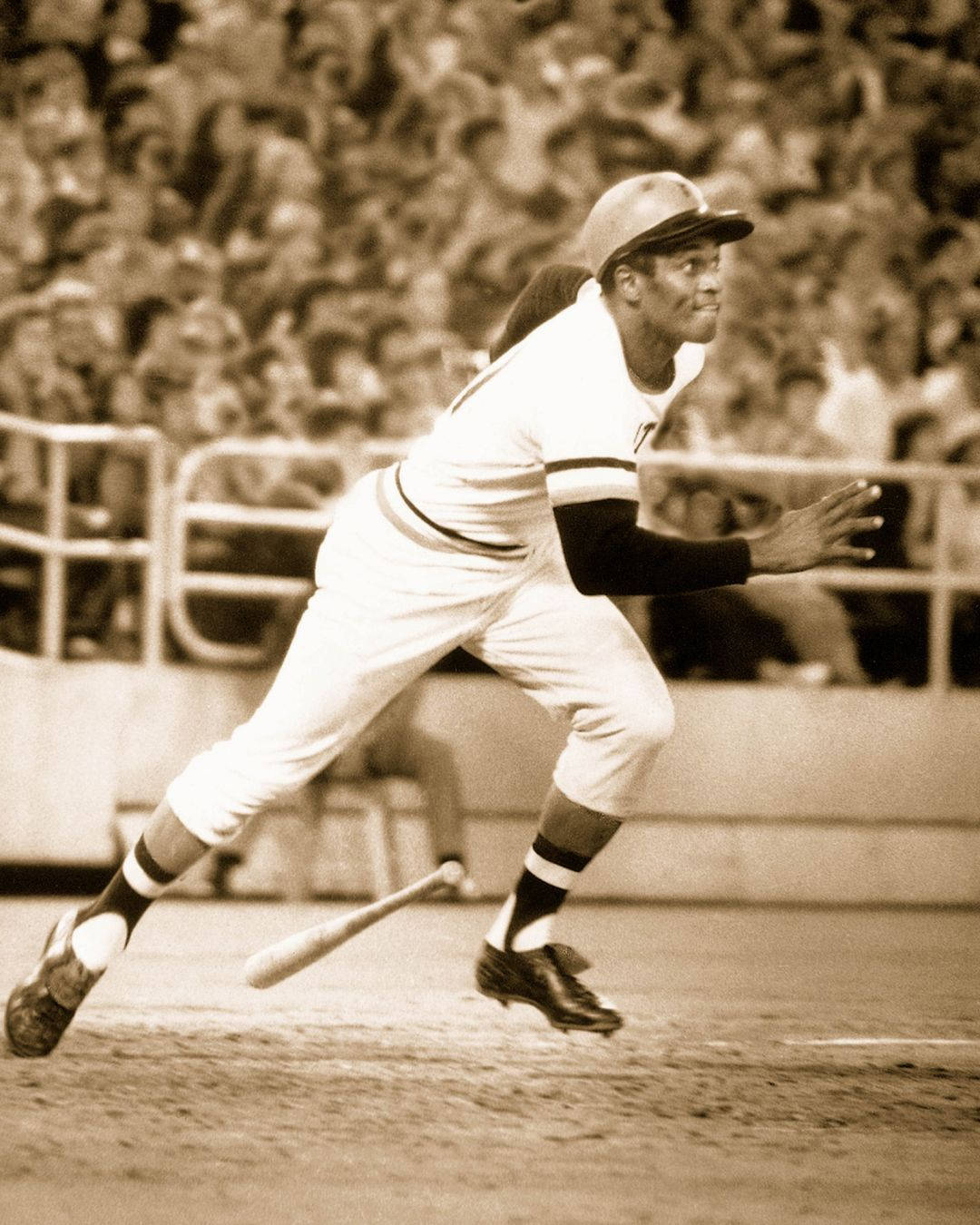 Roberto Clemente Run Shot Wallpaper