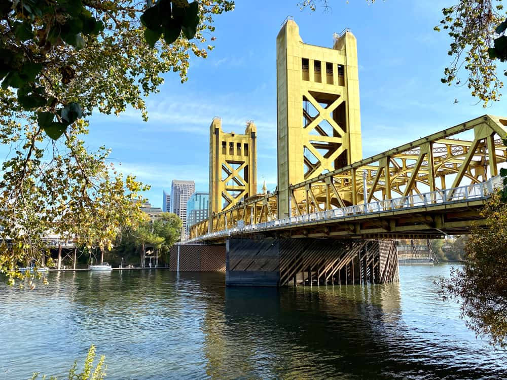 Sacramento Tower Bridge Side View Wallpaper