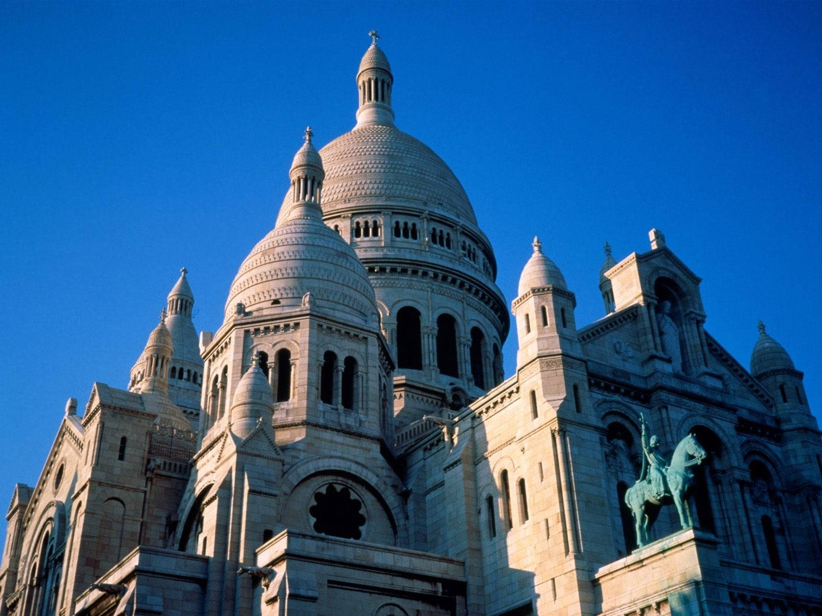 Sacre Coeur Basilica Domes And Statue Wallpaper