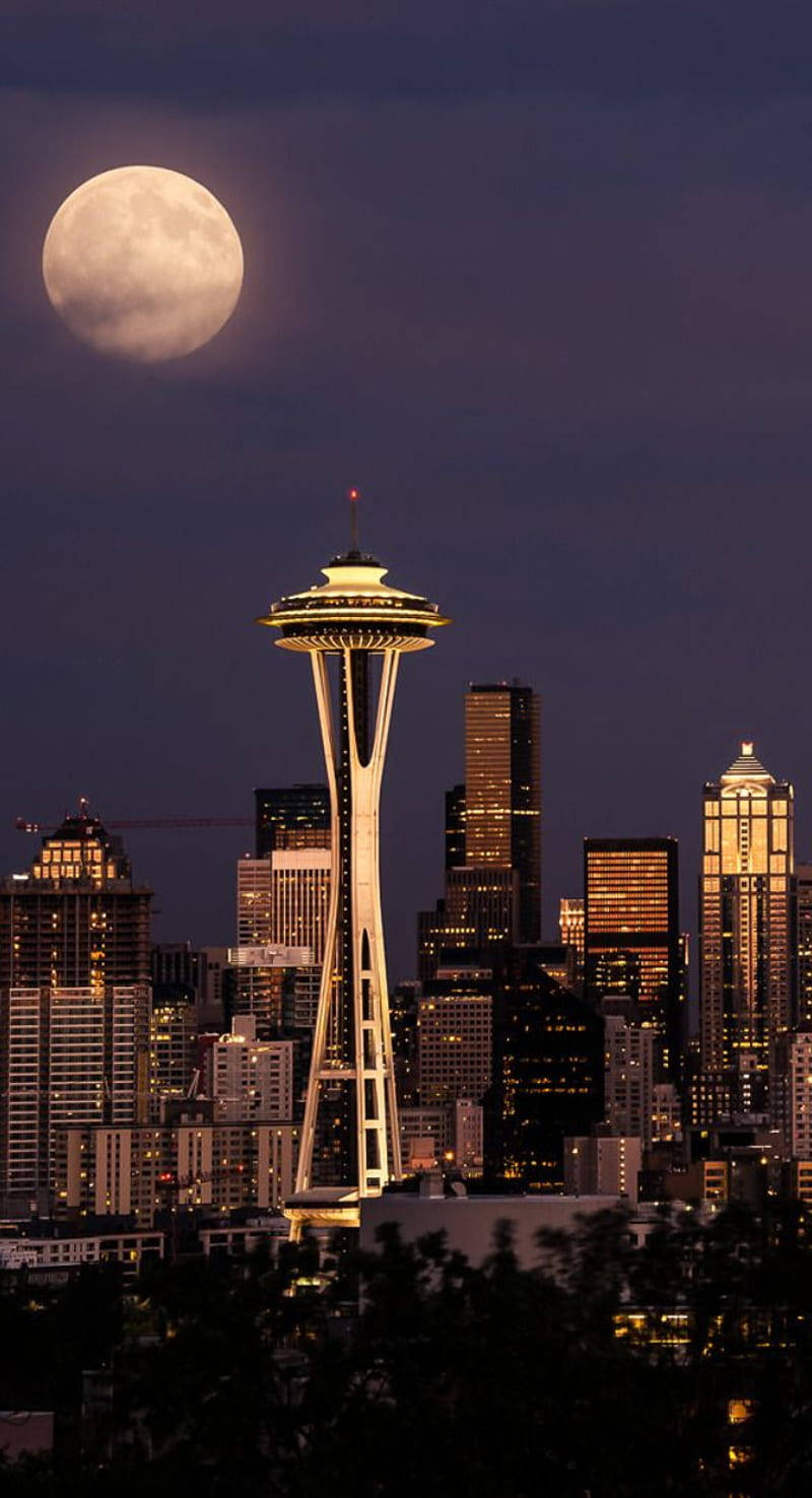 Seattle Iphone Space Needle And Moon Wallpaper