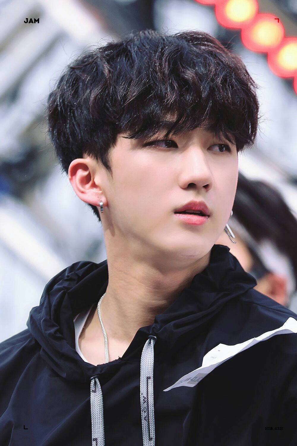 Seo Changbin Candid Photo Wallpaper