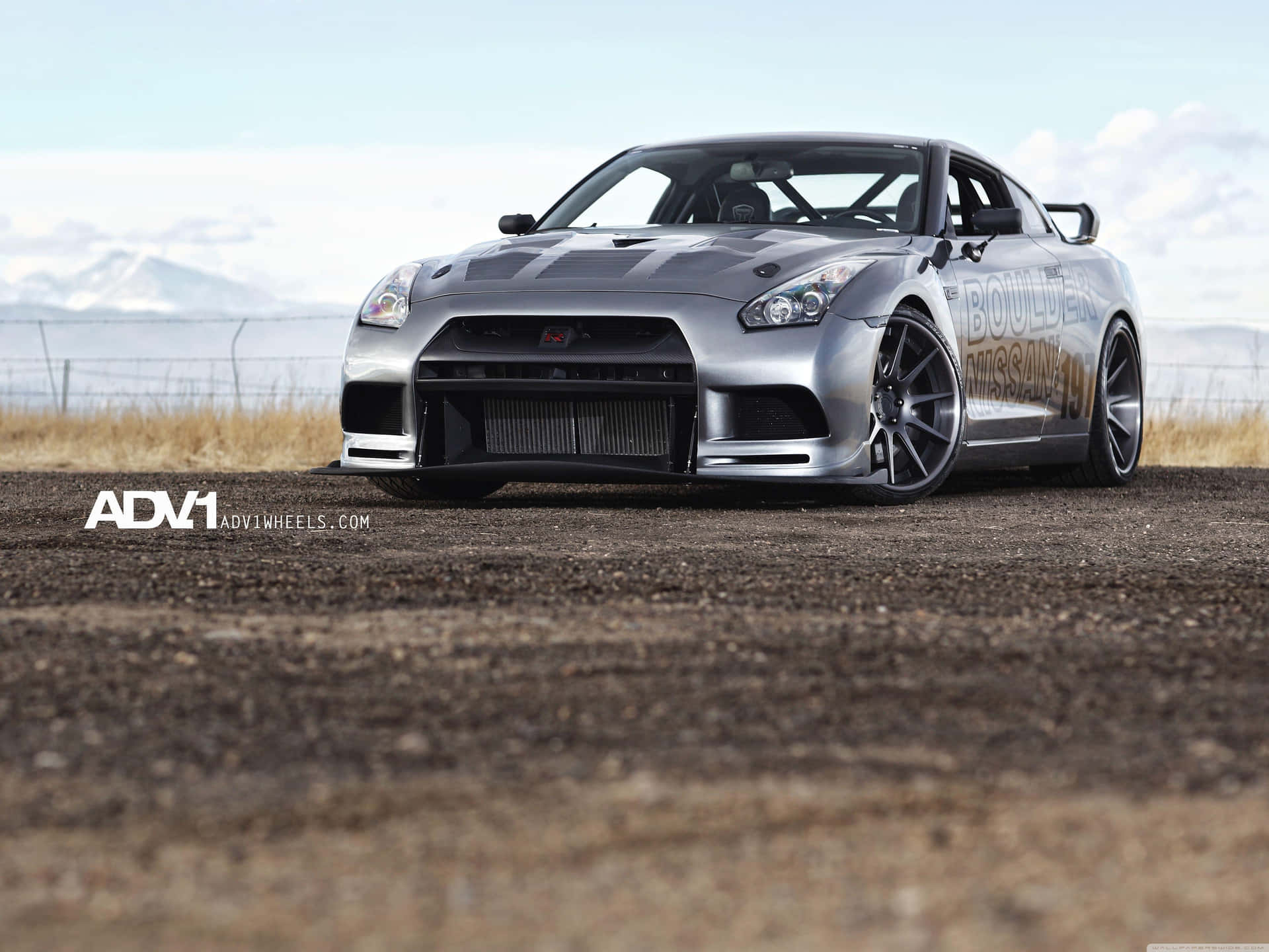 Silver Nissan Gt-r Desktop On Desert Wallpaper