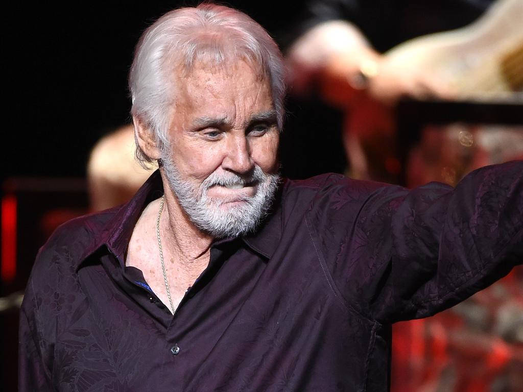 Singer-songwriter Kenny Rogers Wallpaper