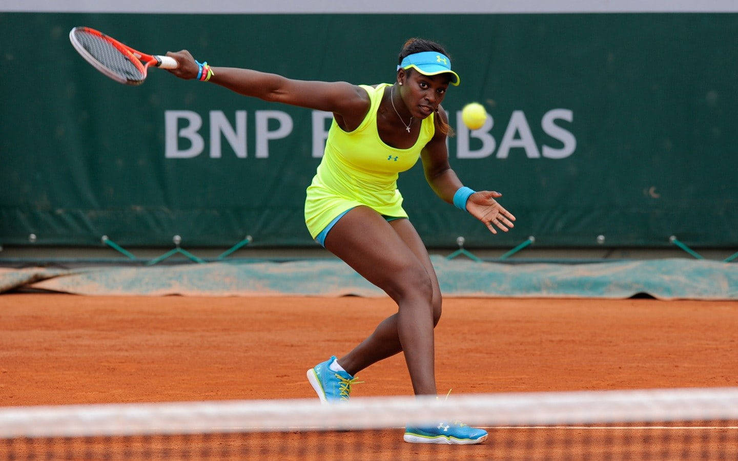 Sloane Stephens Eyes On The Ball Wallpaper