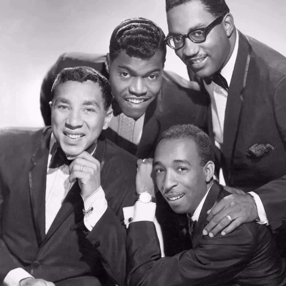 Smokey Robinsonand The Miracles Group Portrait Wallpaper