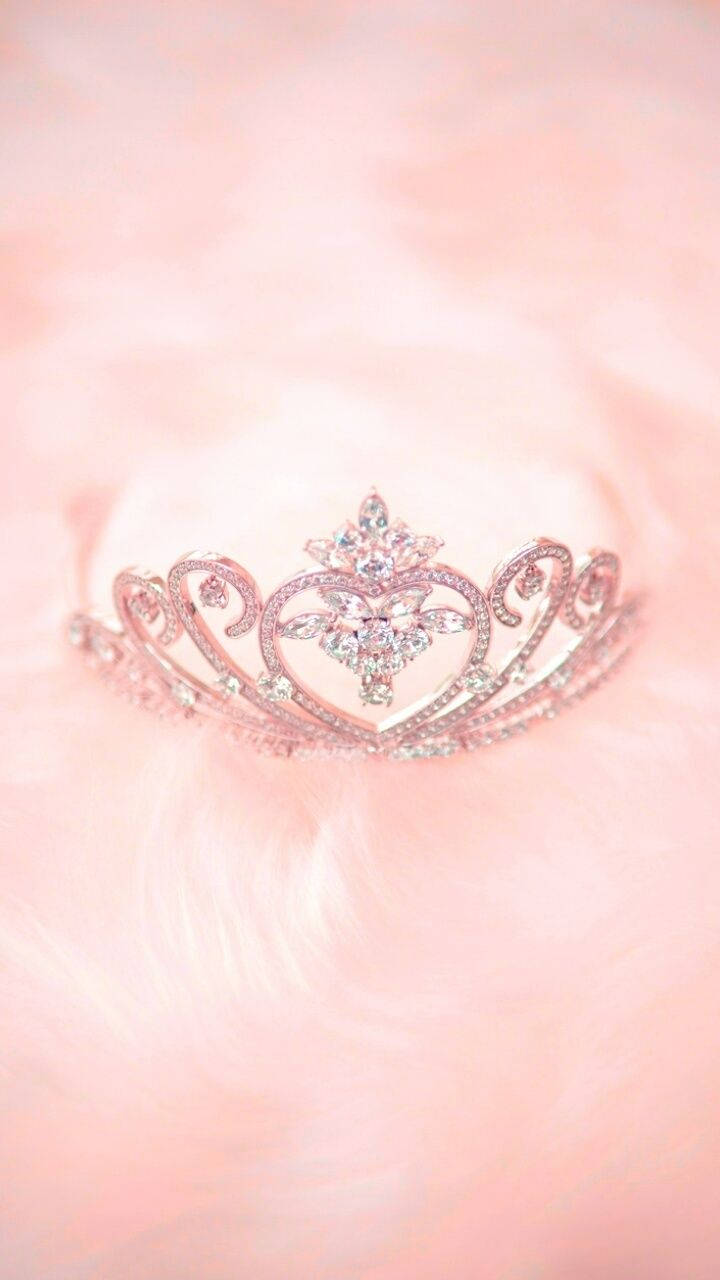 Soft Pink Queen Girly Crown Wallpaper