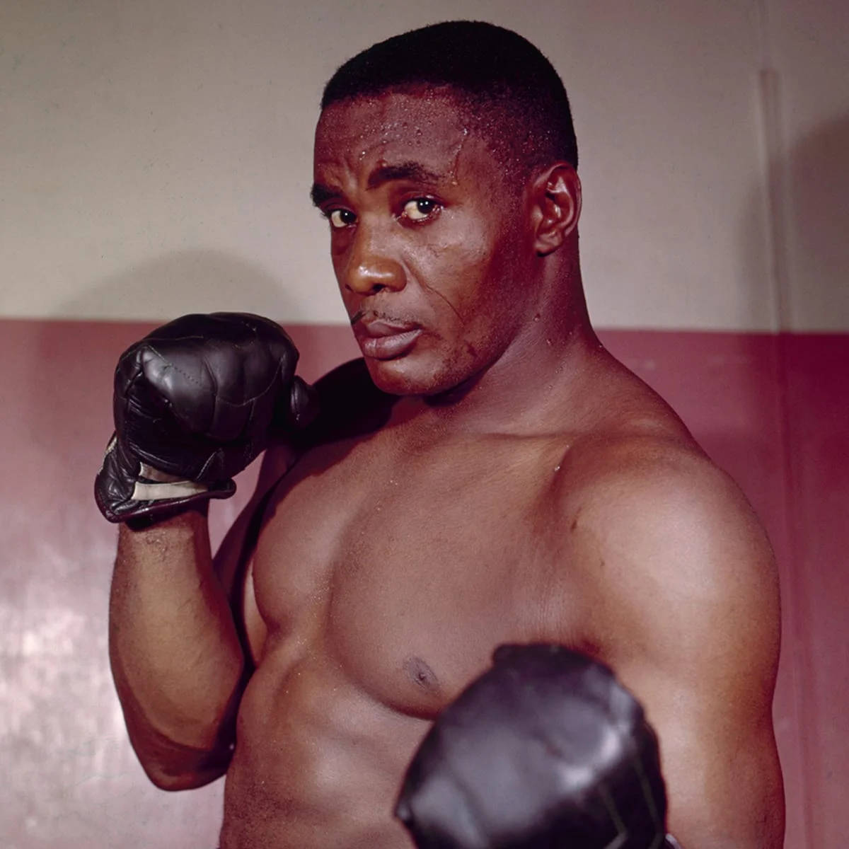 Sonny Liston Boxing Pose Wallpaper