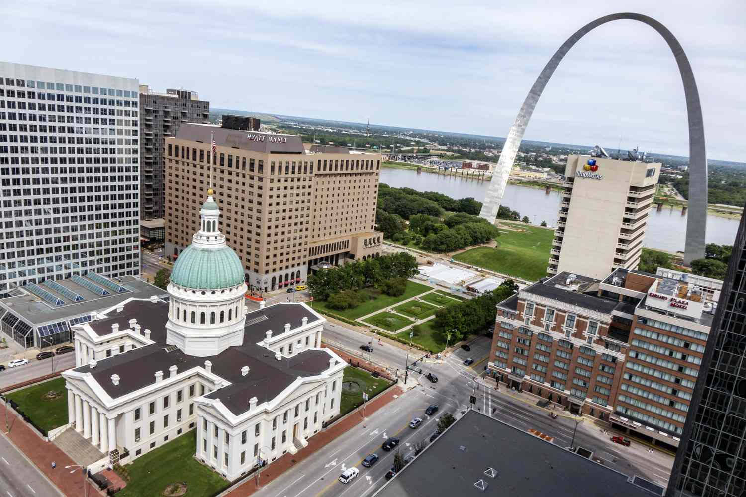 St Louis Birds Eye View Wallpaper