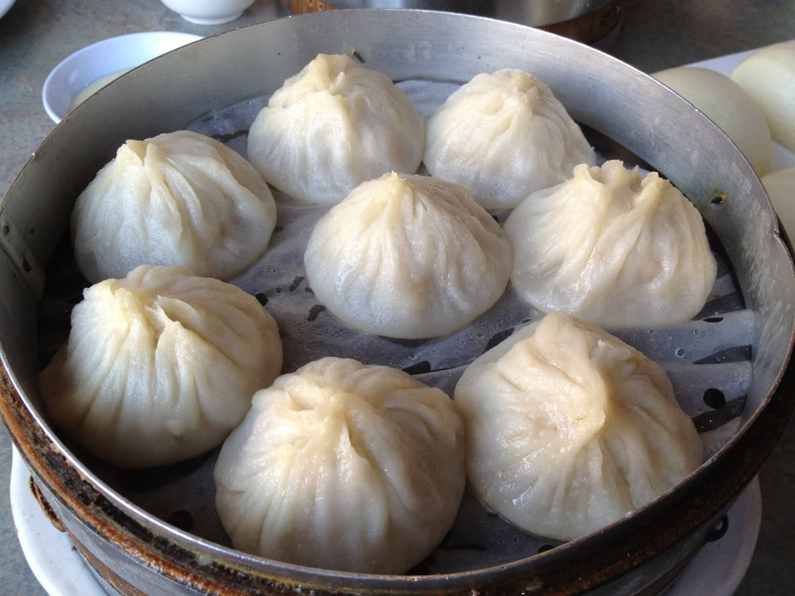 Steam White Xiaolongbao Traditional Dumpling Wallpaper