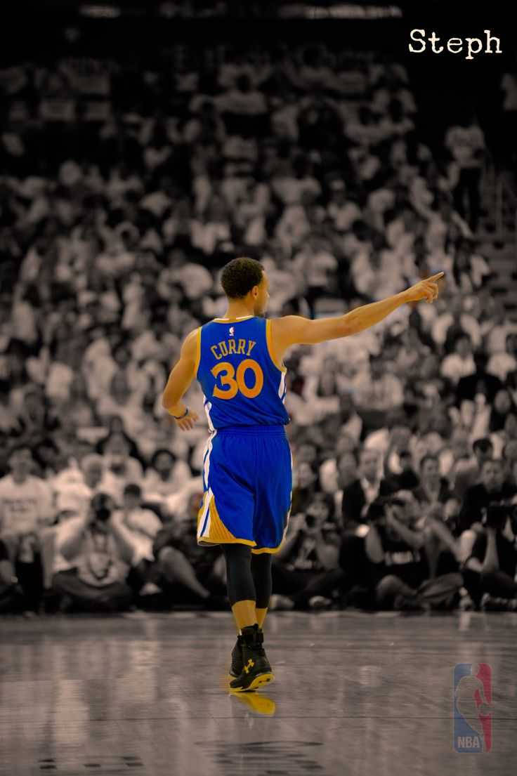 Stephen Curry In Gray Background Wallpaper