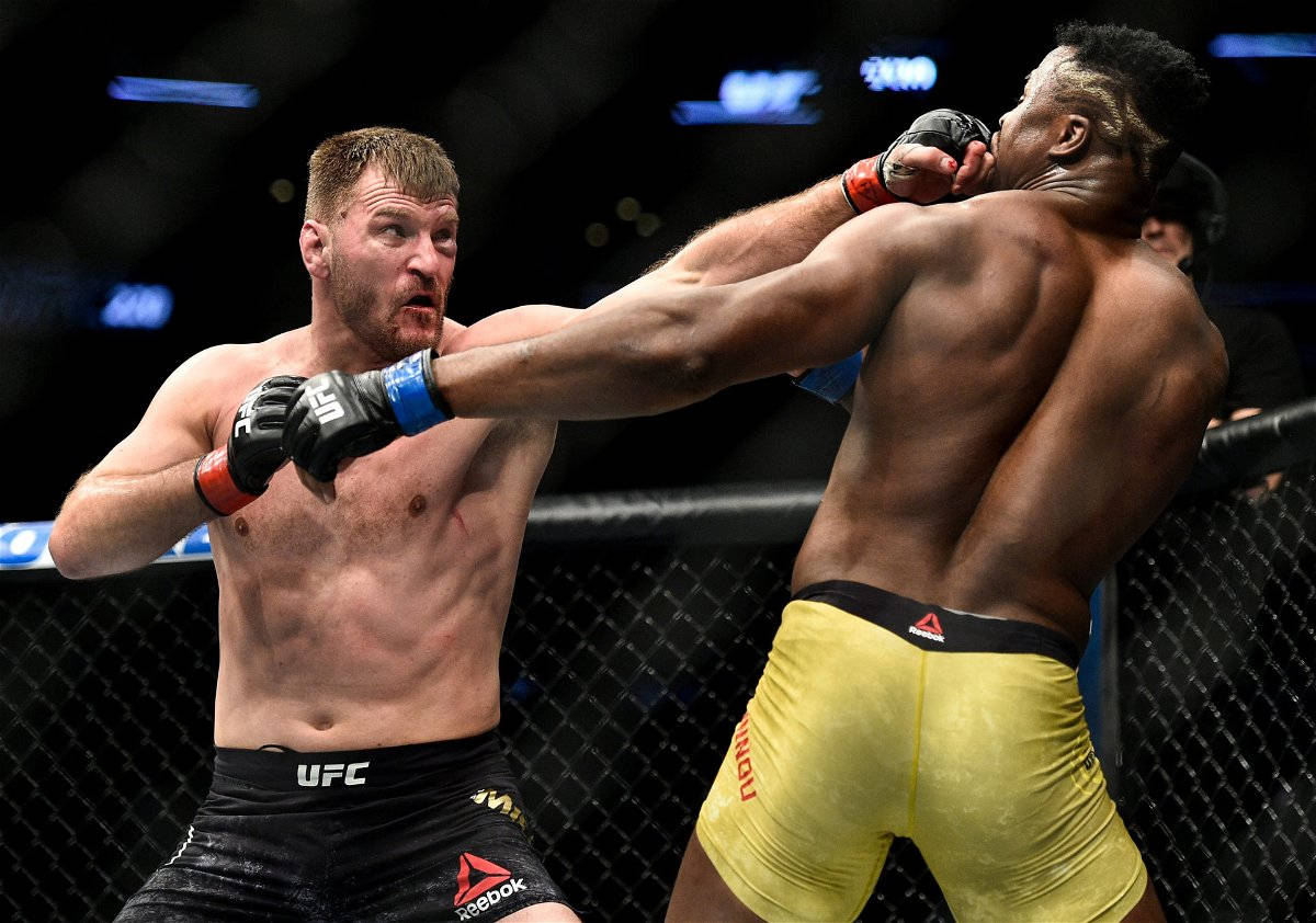 Stipe Miocic Trading Left Hooks Wallpaper