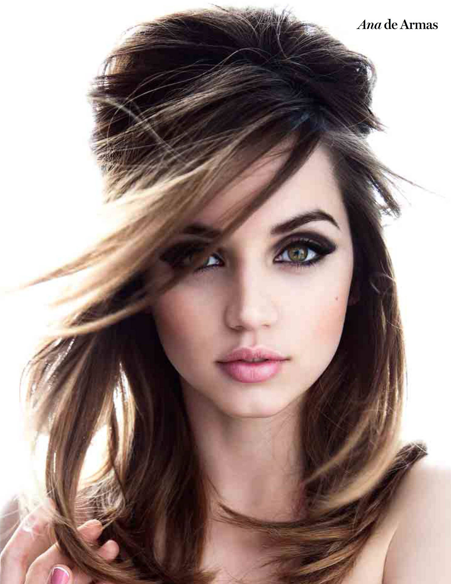 Download free Stunning Ana De Armas With Her Ravishing Hairstyle Wallpaper  - MrWallpaper.com