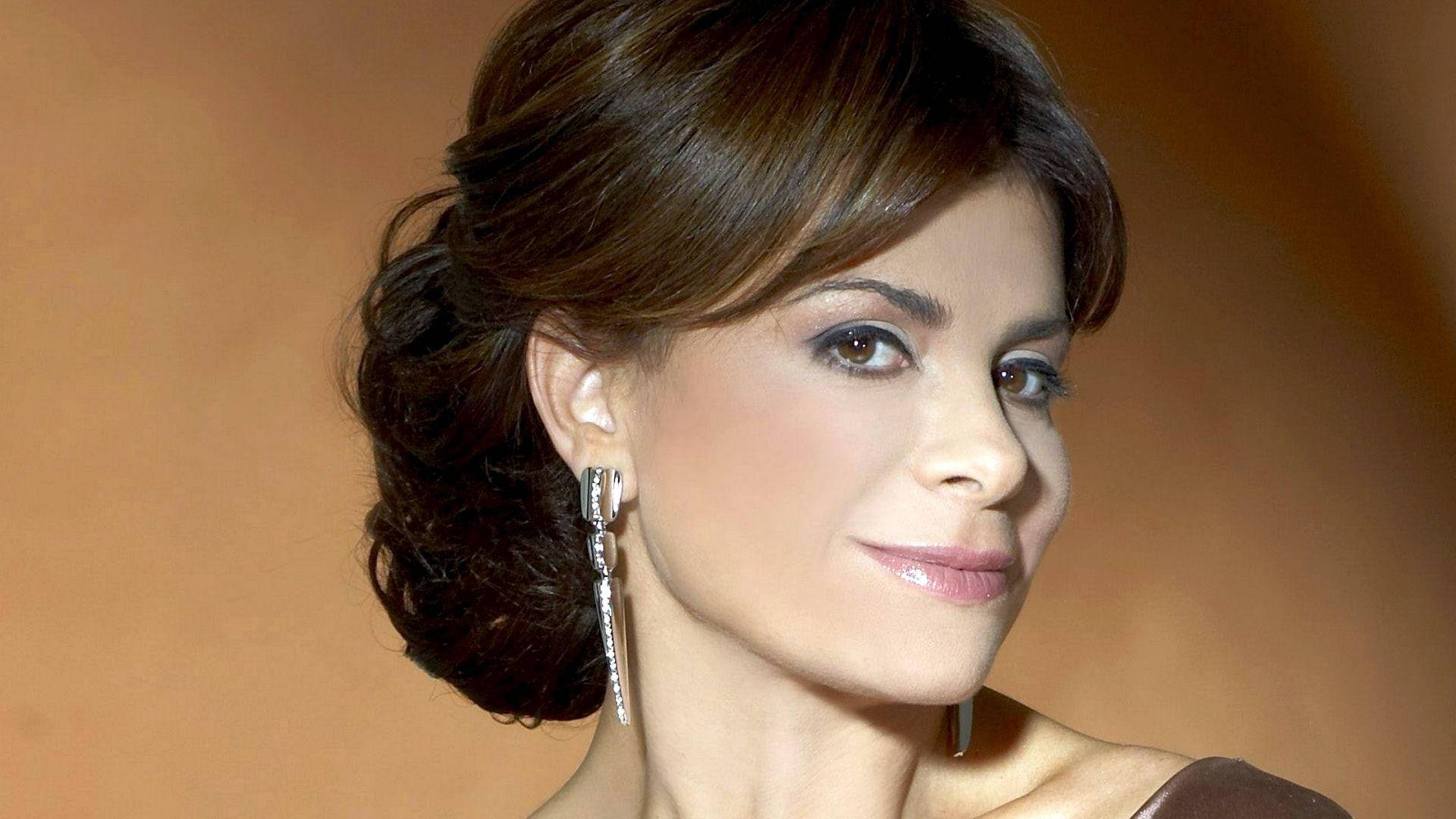 Download free Stunning Paula Abdul Wallpaper - MrWallpaper.com