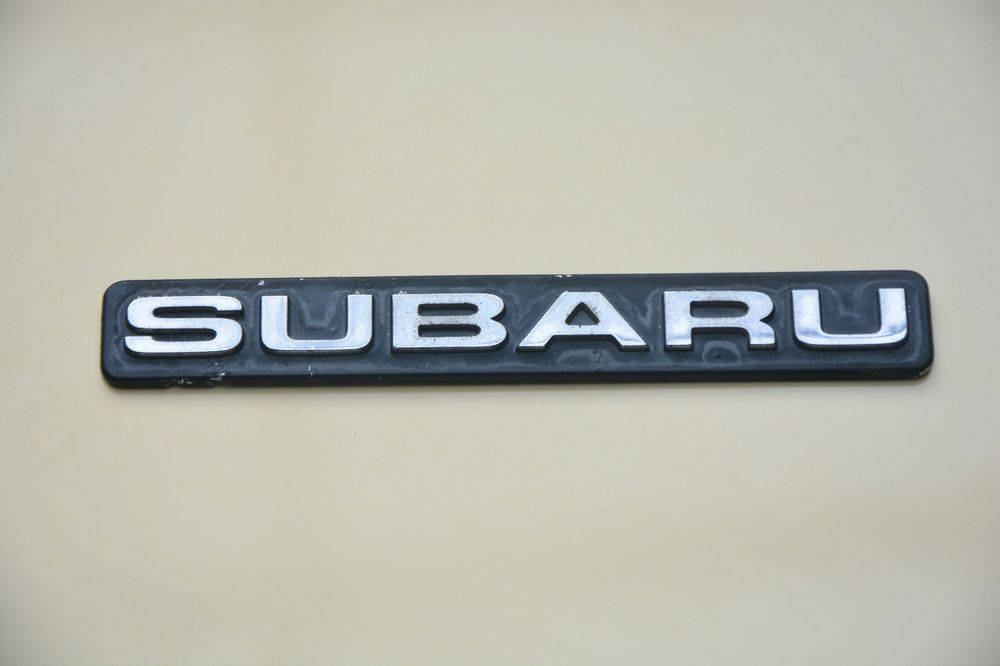 Subaru Logo Name Badge Wallpaper