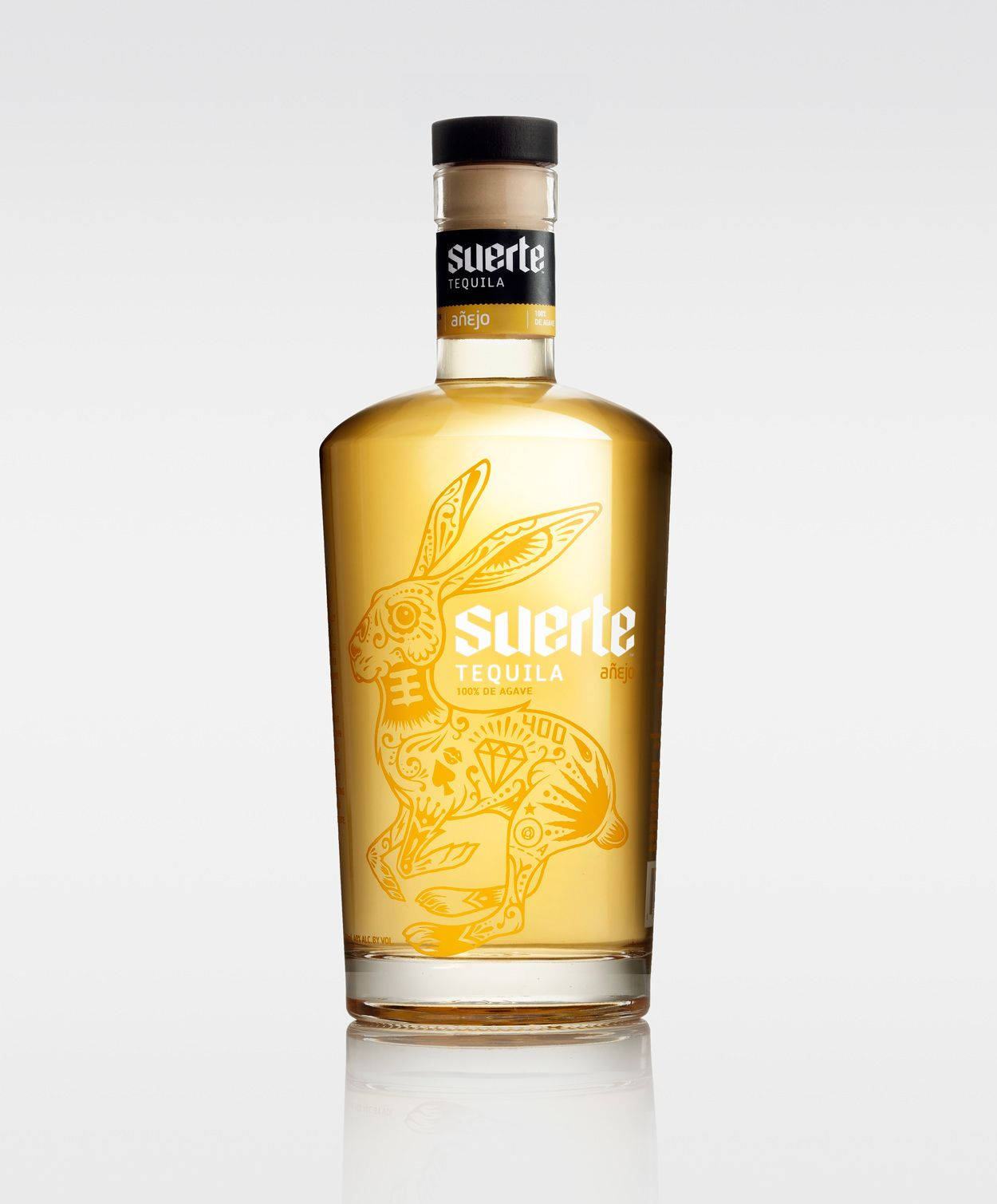 Suerte Anejo Extra Gold Tequila Wallpaper