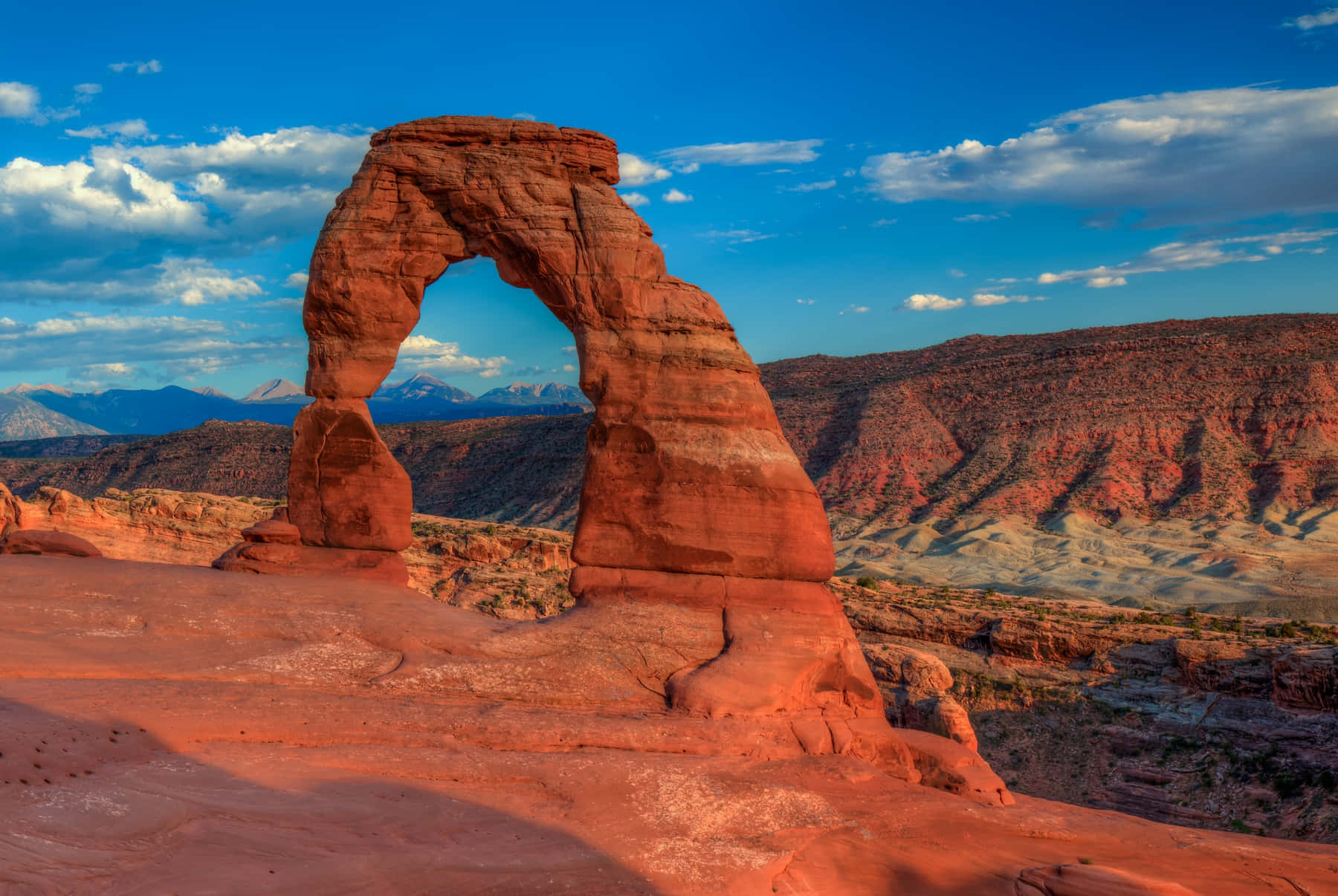 Sunlight On Delicate Arch Wallpaper