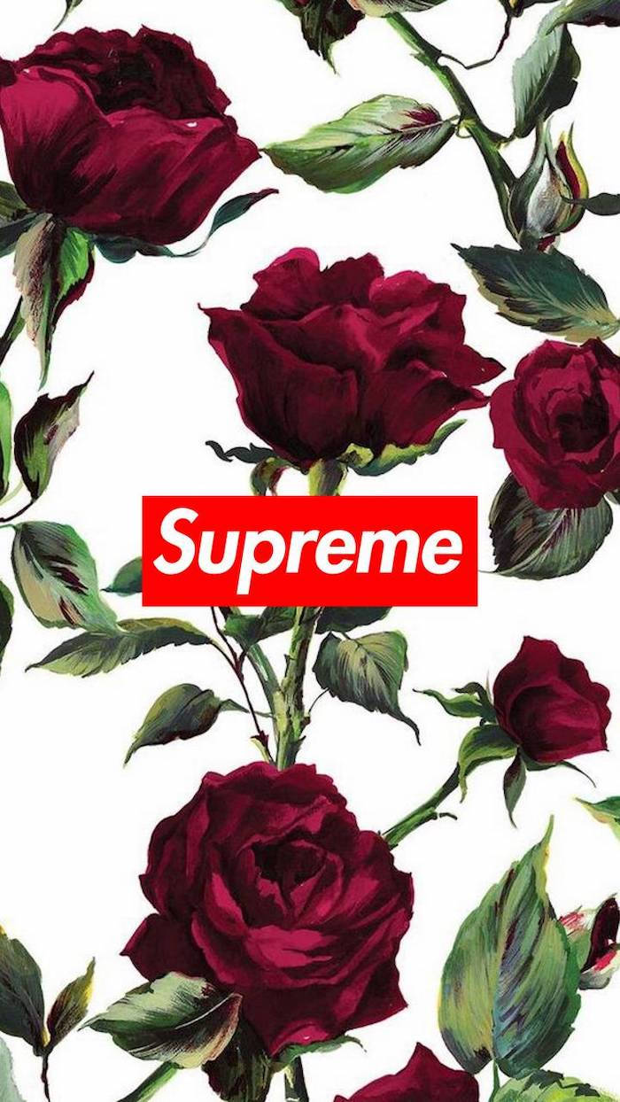 Supreme Aesthetic Classic Red Roses Wallpaper