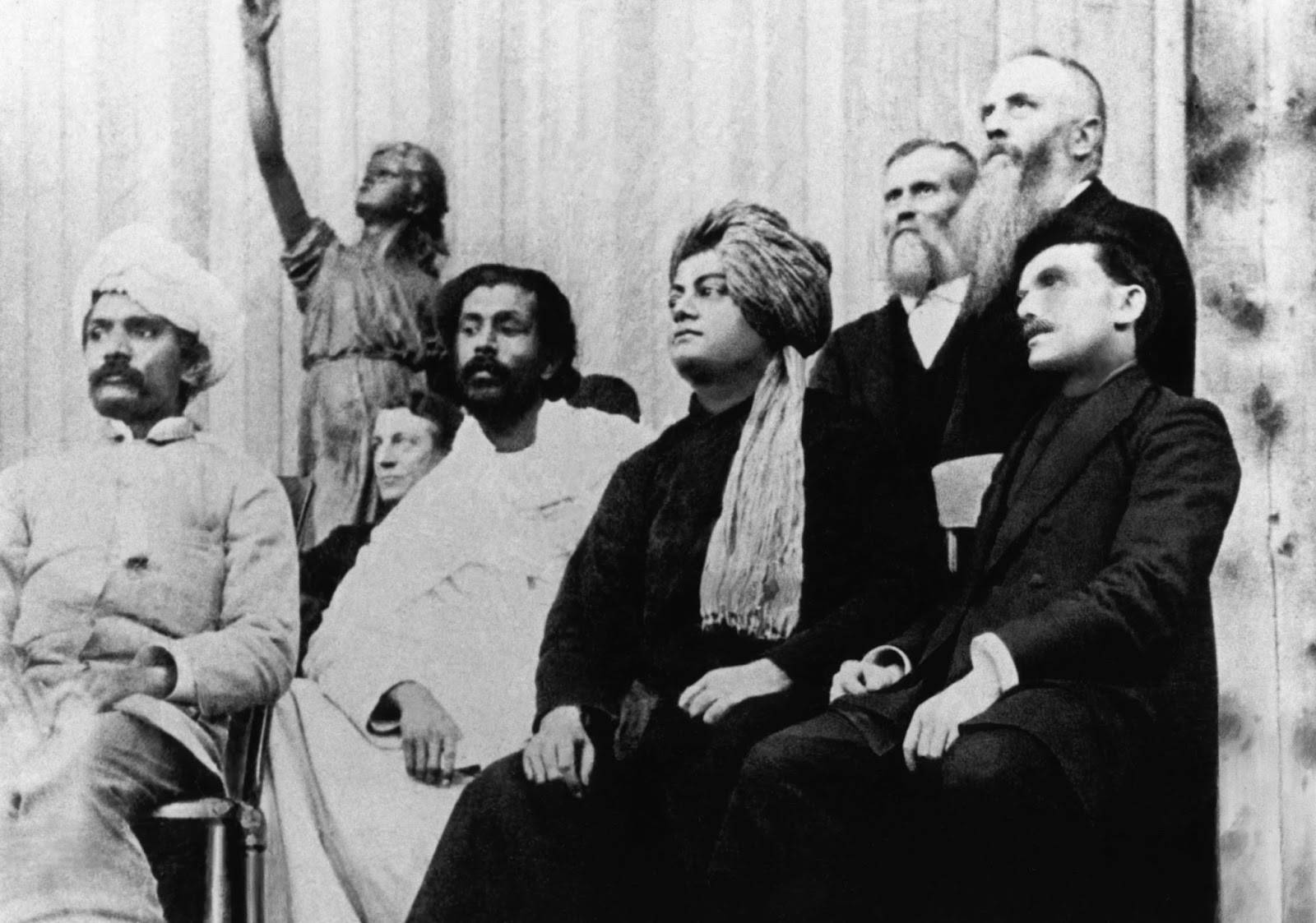 Swami Vivekananda With Religious Leaders Wallpaper