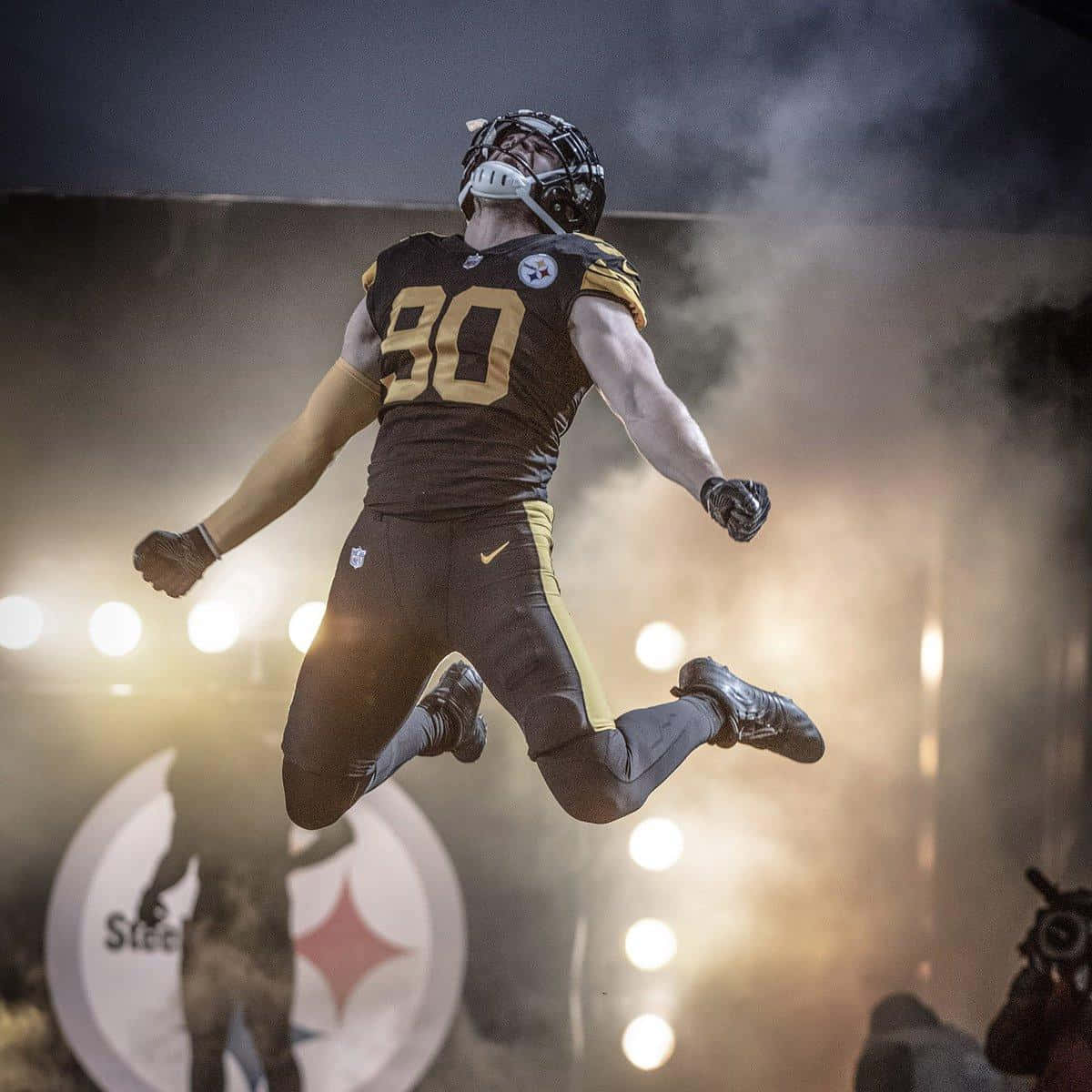 T.j. Watt Jump Shot Wallpaper